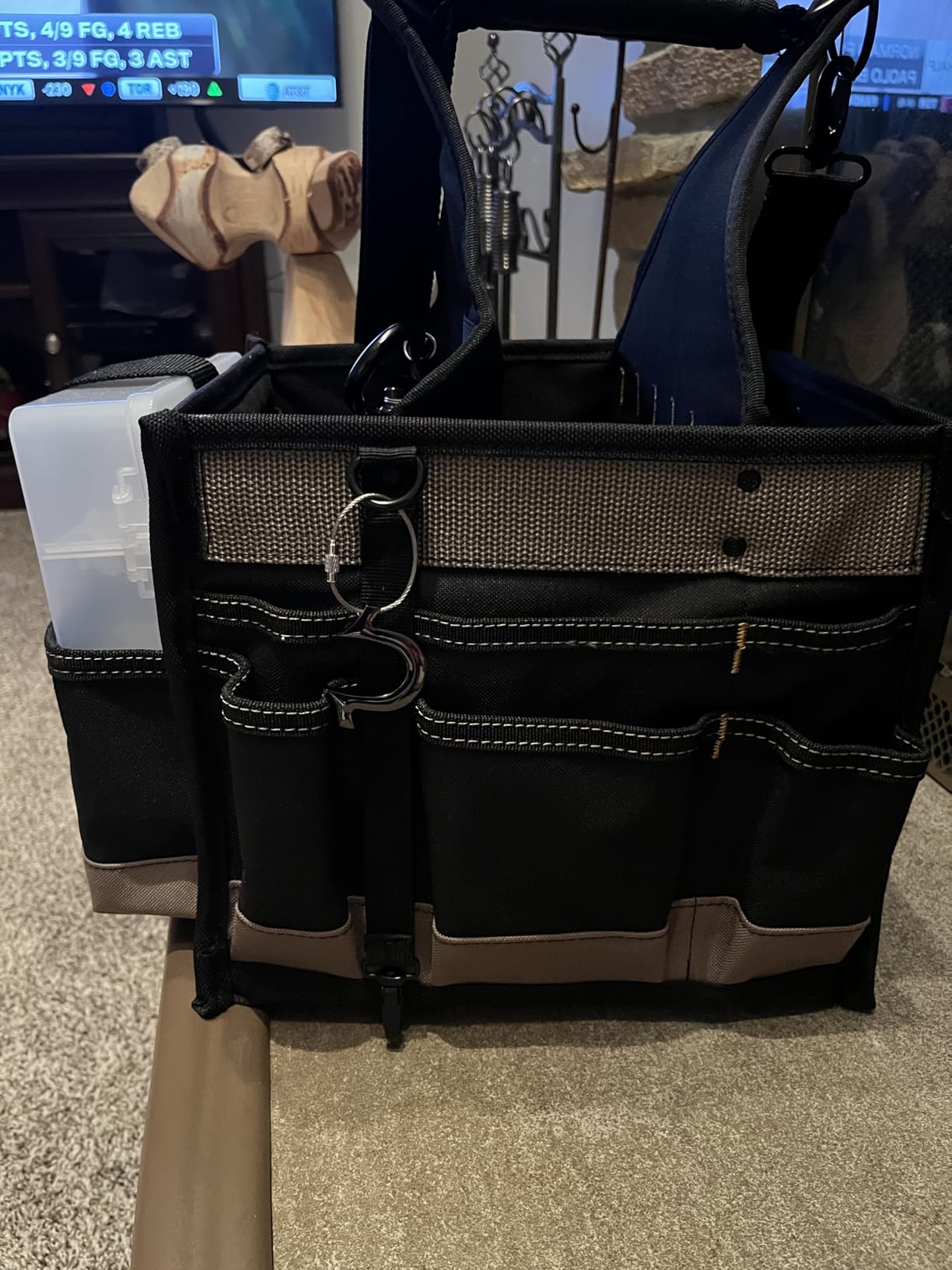 CLC Custom LeatherCraft 1528 Large Electrical and Maintenance Tool Carrier, Black customer photo 1