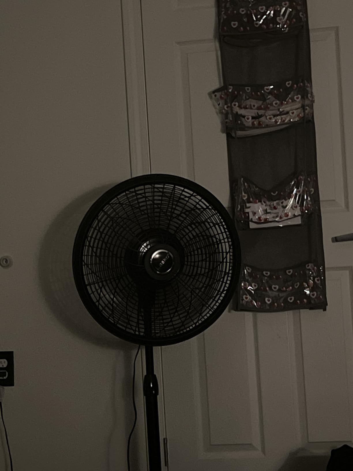 Lasko Pedestal Fan, Oscillating Fan for Bedroom with Adjustable Height and 3 Cooling Speeds, Portable, 18