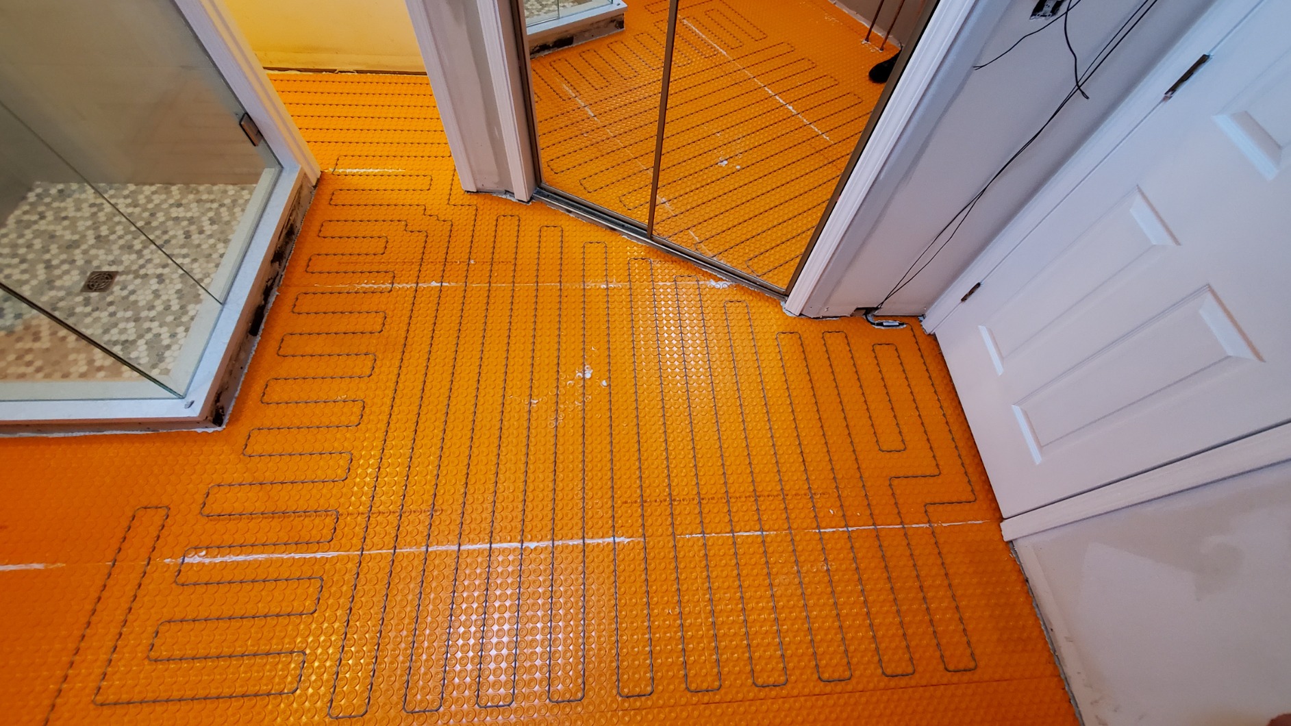 Schluter Ditra-Heat-E-HK Electric Floor Heating Cable Kit with Temperature Sensors - Ideal for Interior Tile Floors - Minimal EMF, Twisted Pair Cables, 120V, 169.8 Feet - DHEHK12051 customer photo 1