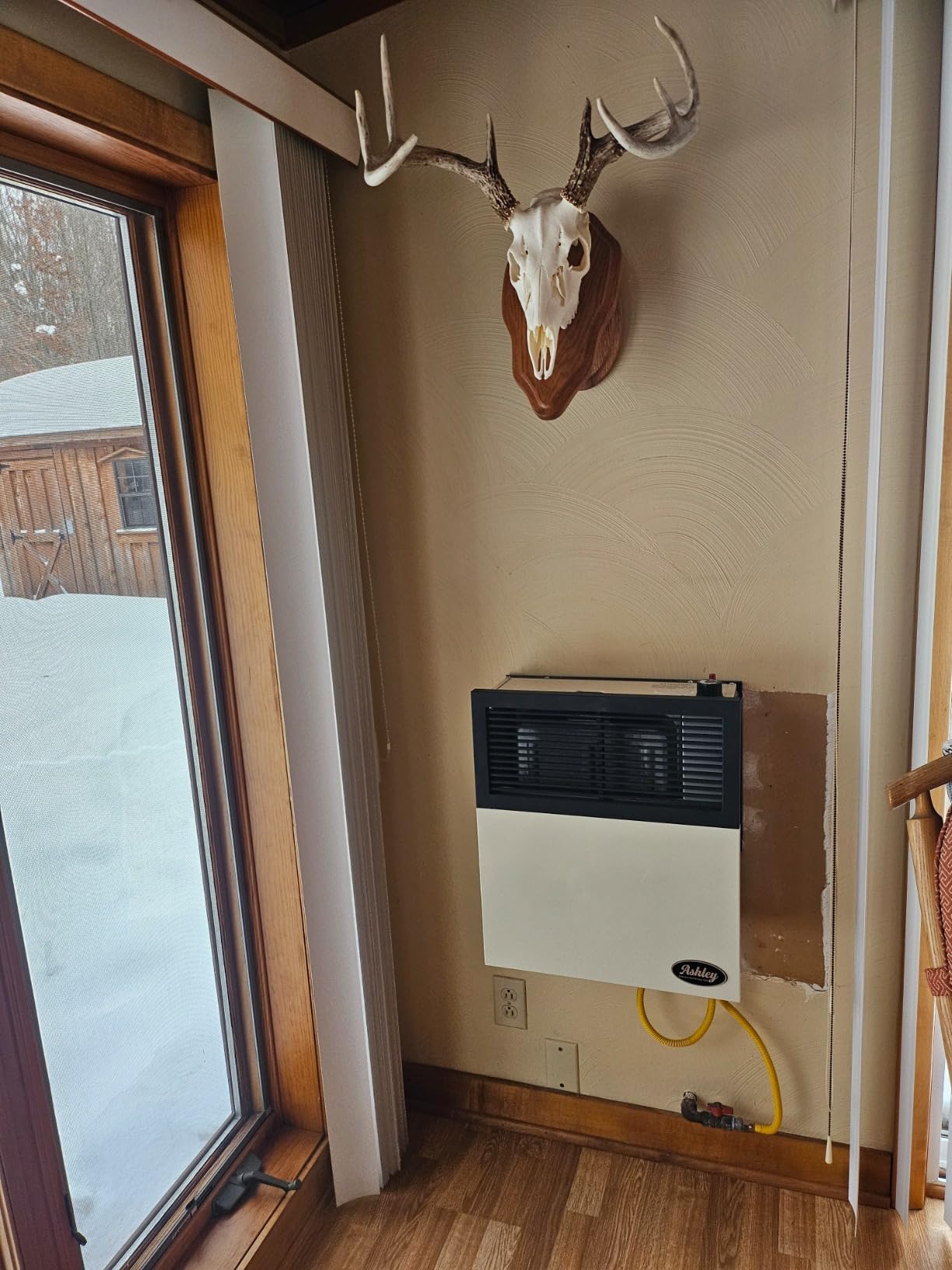 Ashley 11,000 BTU Direct Vent Natural Gas Wall Heater for Indoor Space Heating, Sealed-Burn System, Mobile Home Approved, Model DVAG11N, Cream customer photo 2