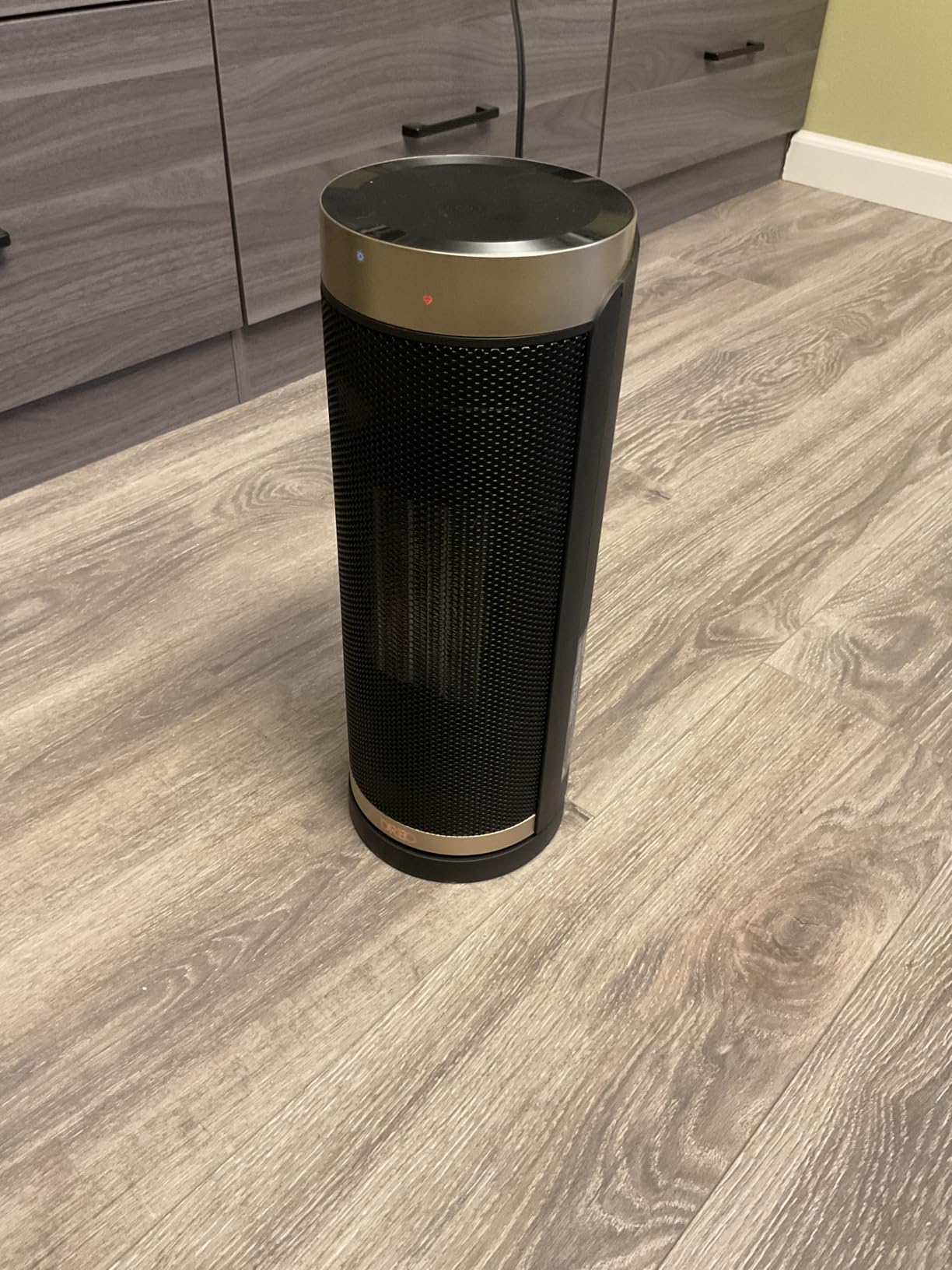 DREO Space Heater, 1500W Electric Heaters for Indoor Use with Thermostat, 70deg Oscillation, 8 Safety Protections, 5 Modes, Remote, 12H Timer, Quiet Portable Heater for Office, Bedroom, Large Room customer photo 1