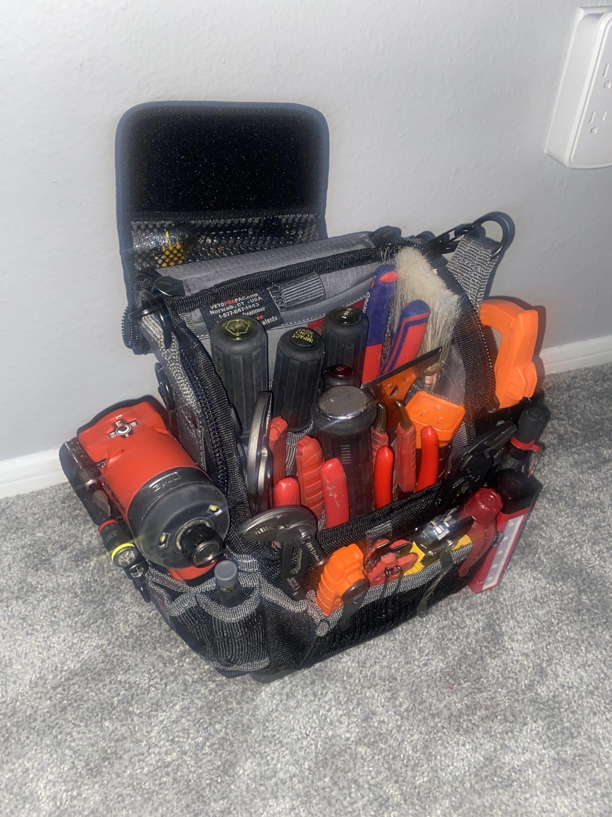 Veto Pro Pac TP-LC (Compact, Zippered Service Tech Tool Pouch) customer photo 2