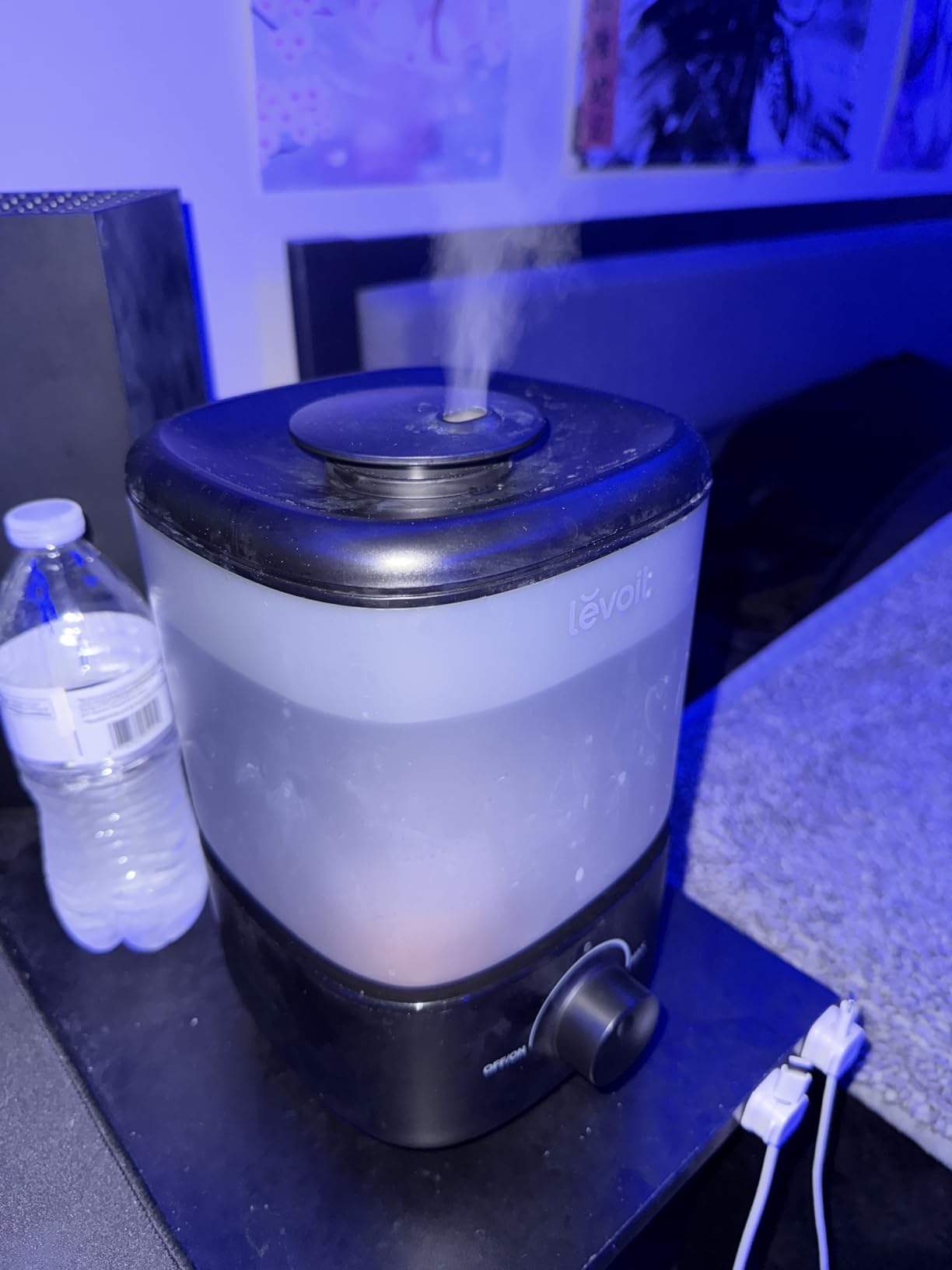 LEVOIT Classic 160 Top-Fill Ultrasonic Cool Mist Humidifier, Super Easy to Fill and Clean, Quiet Operation for Bedroom Home Baby & Plants, Auto Shut-off for Safety, 360 Rotating Nozzle, 2.5L, Black customer photo 2