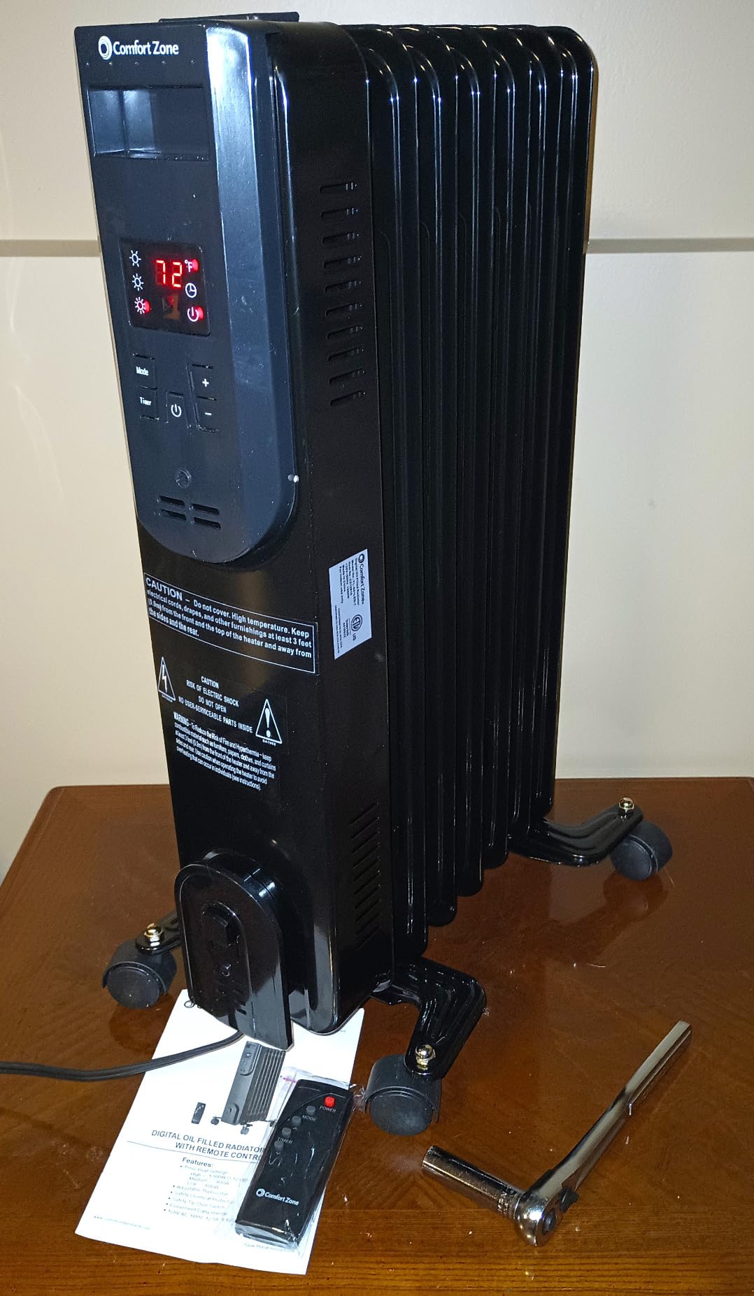 Comfort Zone 1500W Digital Oil-Filled Radiator Heater - Portable Electric Space Heater with Remote, 12H Timer & 360° Swivel Wheels - Silent Radiant Heat with Adjustable Thermostat - Black customer photo 1