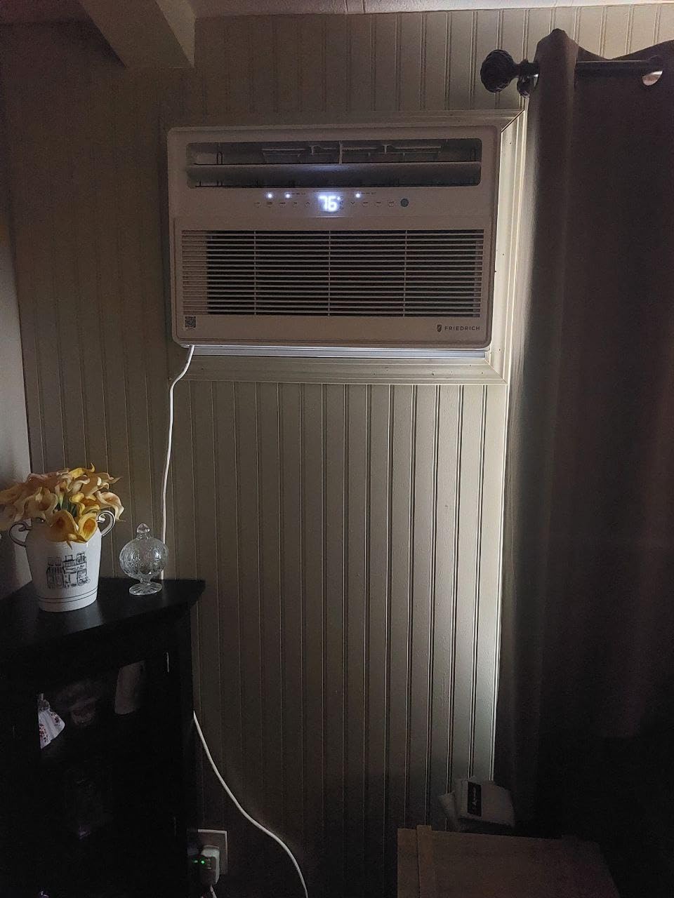 Friedrich Chill Premier Inverter 18,000 BTU 230/208v Cooling Only Window & Wall Unit customer photo 2