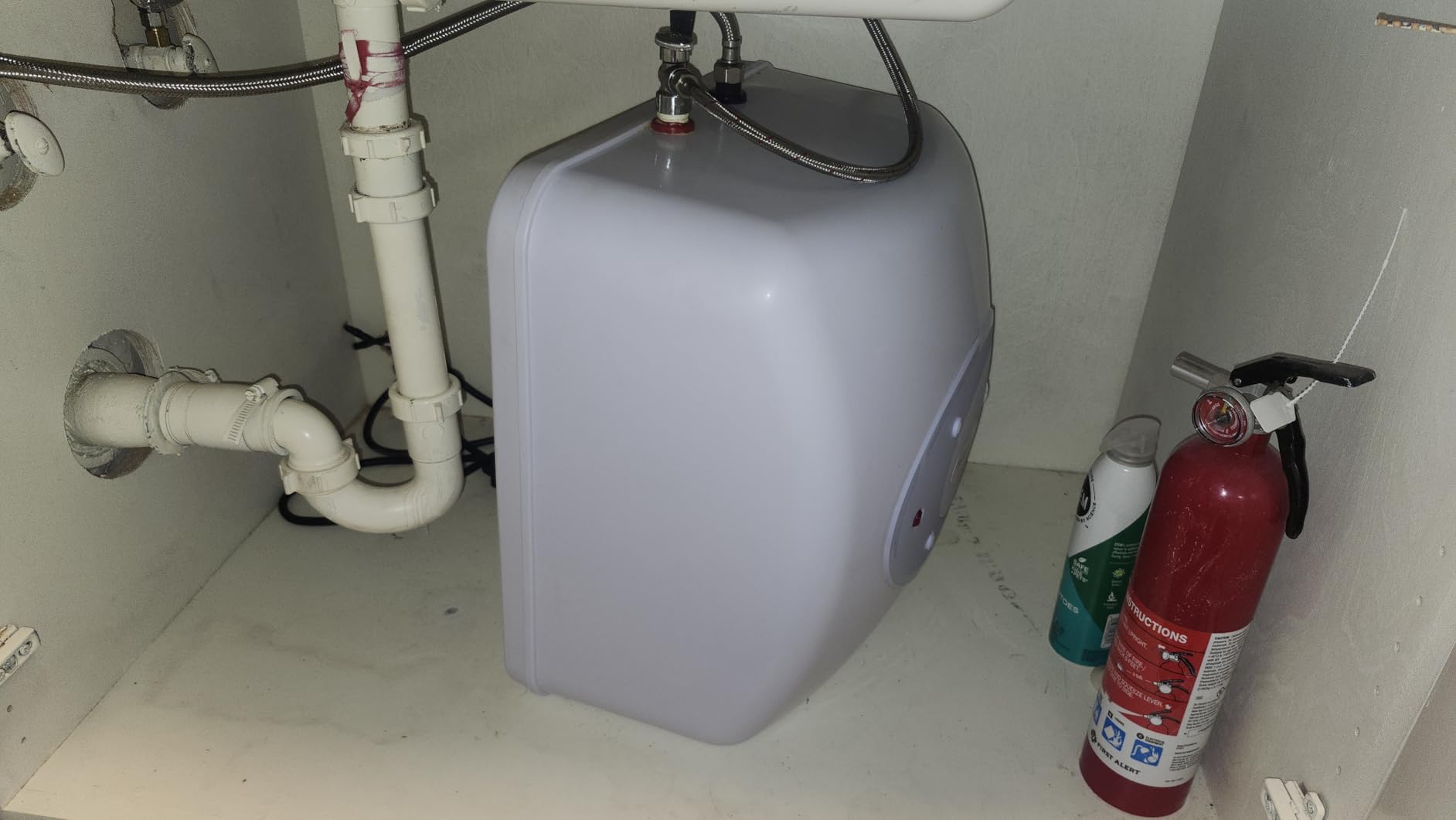 Electric Mini Tank Water Heater-2.5 Gallon Under Sink Instant Hot Water for RV, Camper, Kitchen, Food Truck, 120V 1500W, Wall or Floor Mounted customer photo 1