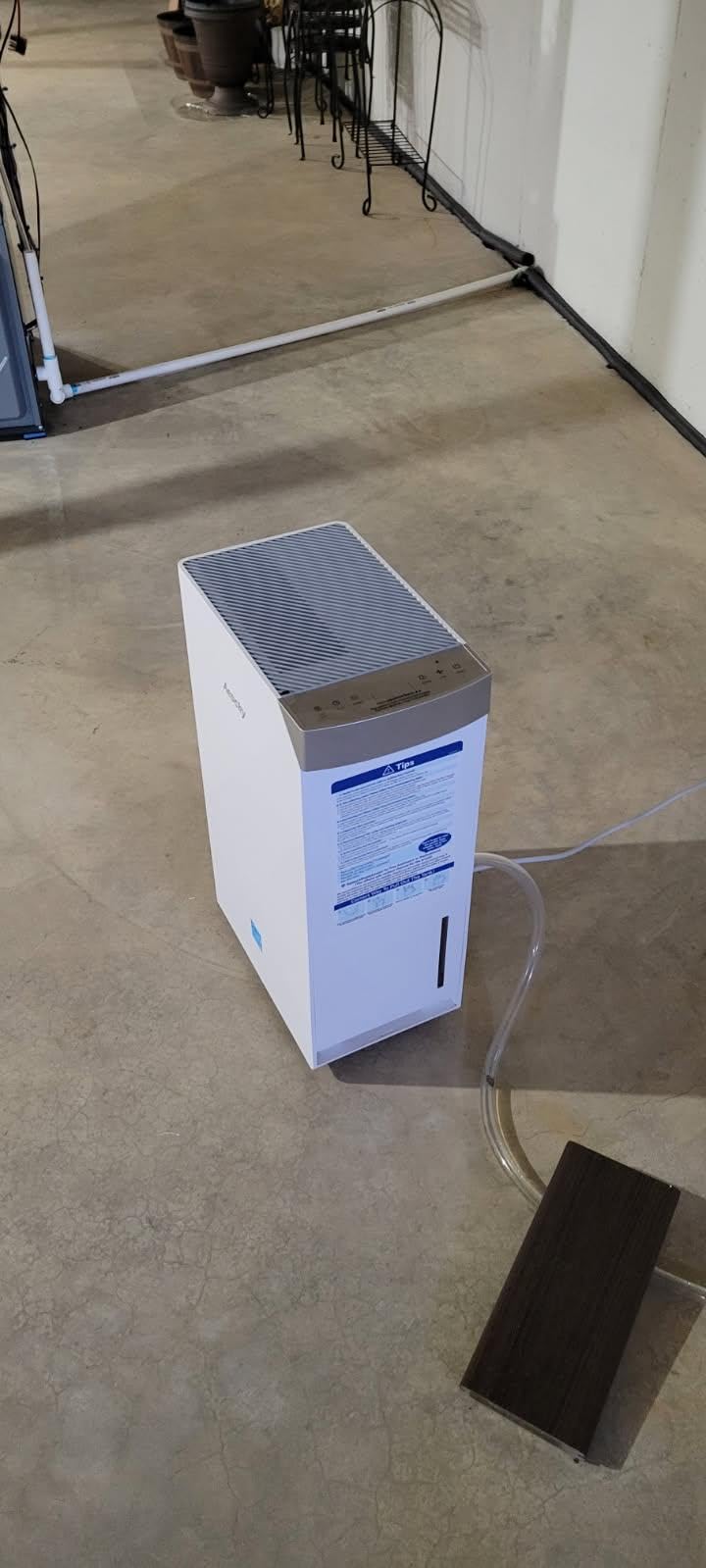 74 Pint/D Energy Star Version 6.0 Dehumidifier, 4500 Sq.Ft AEOCKY Smart Compressor Dehumidifier with Drain Hose, Intelligent Humidistat, for Basement, Bedroom, Home, Bathroom customer photo 1