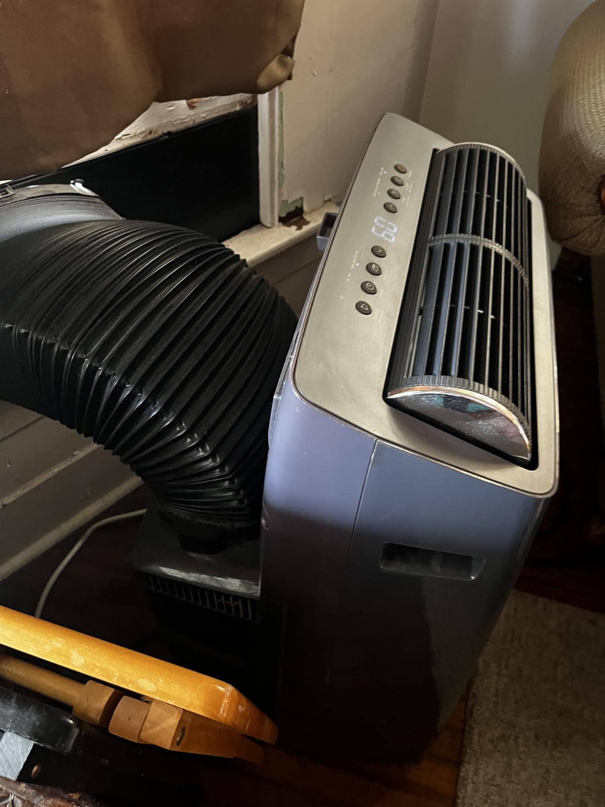 Midea Duo 14,000 BTU (12,000 BTU SACC) High Efficiency Inverter Ultra Quiet Portable Air Conditioner, with Heat up to 550 Sq. Ft., Works with Alexa/Google Assistant, with Remote Control & Window Kit customer photo 1