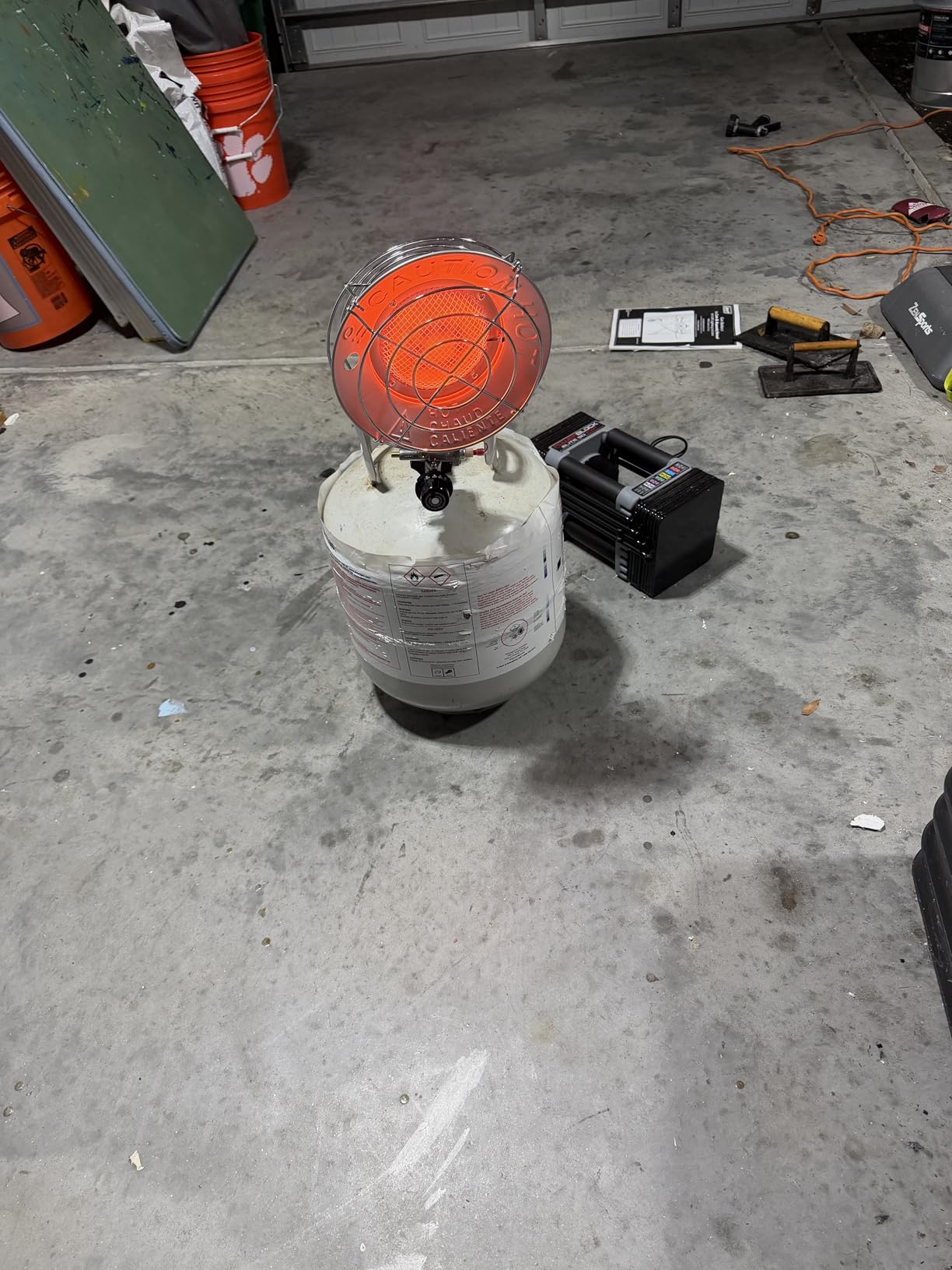 15000BTU Propane Heater, Portable Propane Heater for Outdoor Use with 3 Adjustable Modes and Safety Shut-off Valve for Patio, Camping, Fishing, Garage customer photo 1