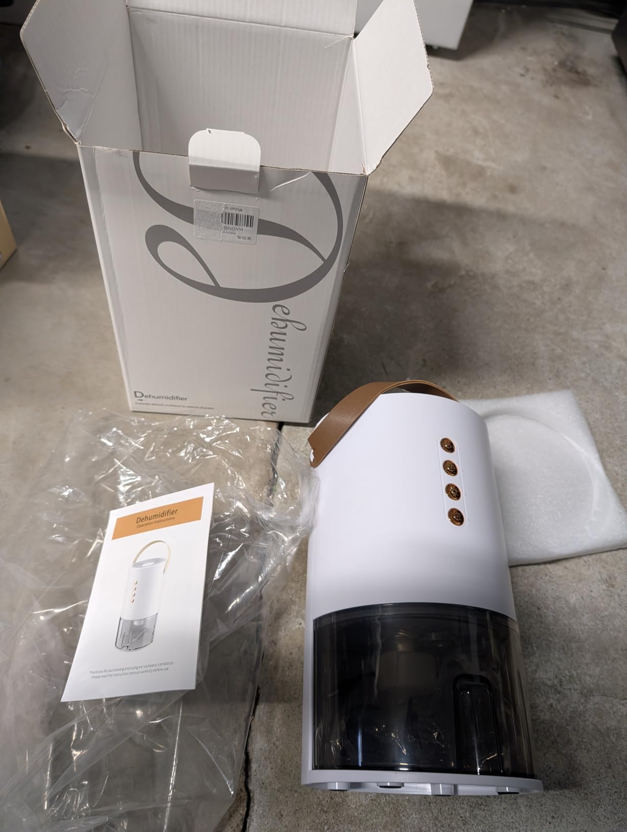Dehumidifiers for Home, 60 Oz Small Dehumidifier for Basement. Portable Dehumidifier for Bedrooms, Bathrooms, Closets, and RVs, with Automatic Shut-off And Color Indicator Lights. customer photo 1