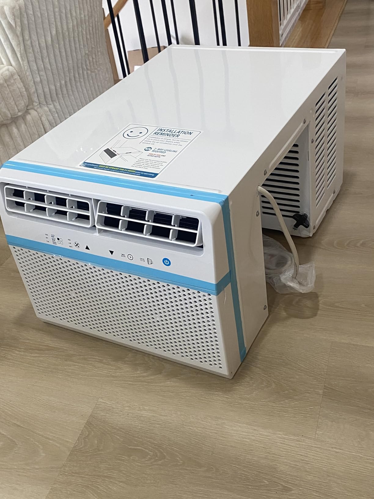 ZAFRO 12000 BTU U Shaped Window Air Conditioner Cools up to 550 Sq Ft, 6-in-1 Window AC Units with Cool, Fan and Dehumidifier Modes, Saddle Air Conditioner with Energy Efficient, Low Noise, White customer photo 2