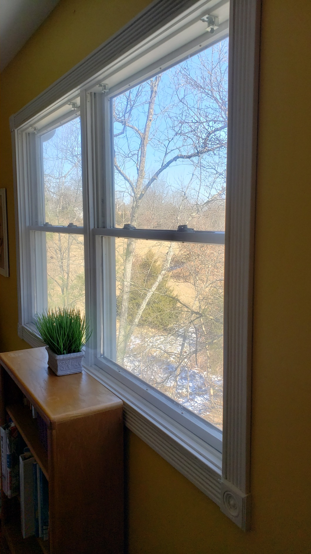 Duck MAX Strength Heavy Duty Insulating Film Window Kit, 3-Window, 62-Inch x 126-Inch, Indoor, 284351 customer photo 2
