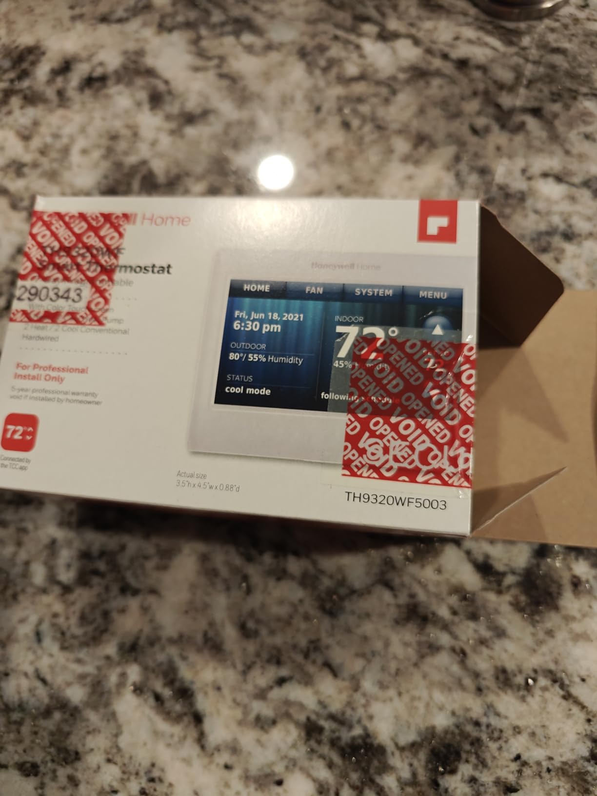 Honeywell TH9320WF5003 Wi-Fi 9000 Color Touch Screen Programmable Thermostat, 3.5 x 4.5 Inch, White customer photo 1