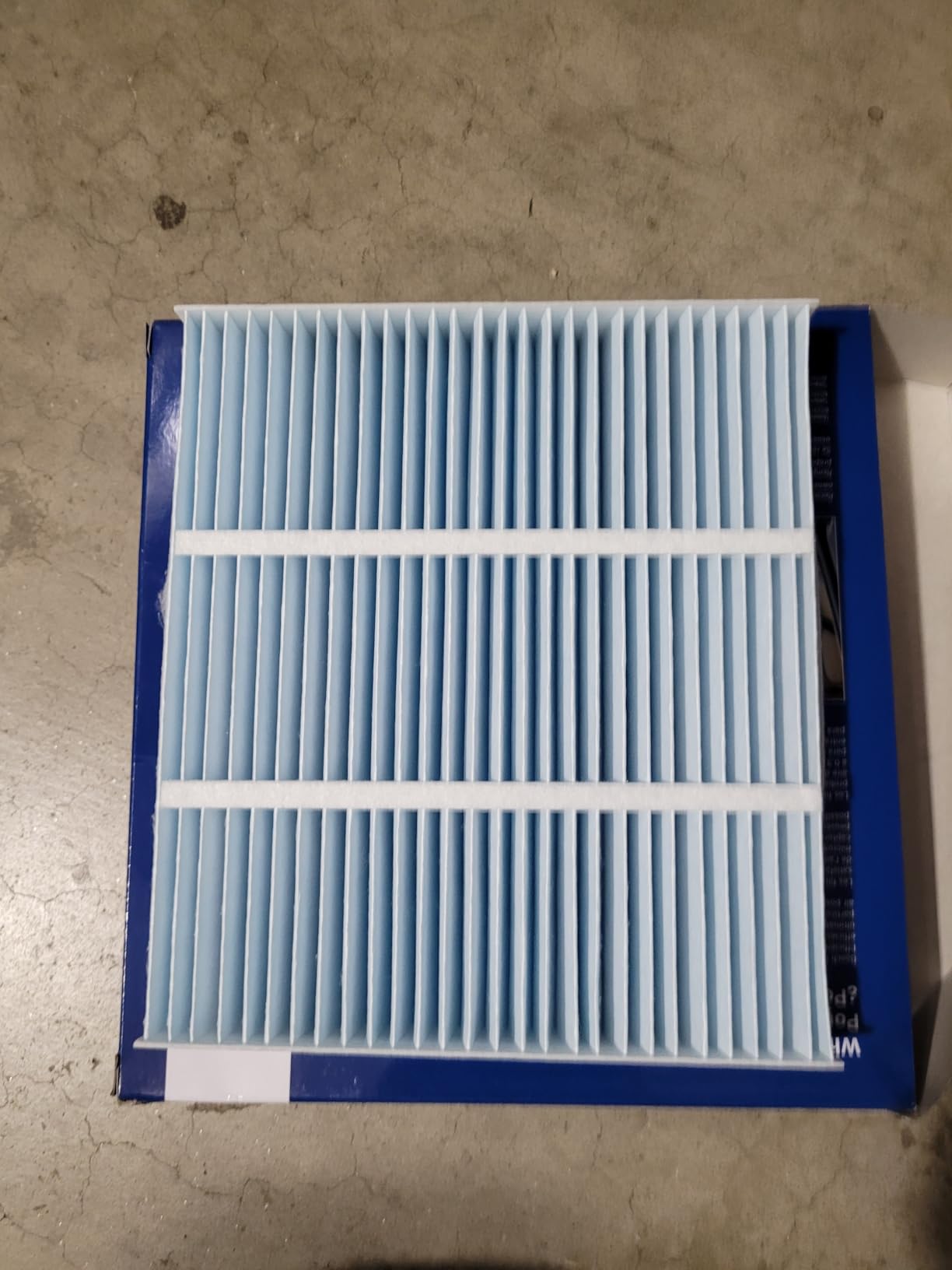BOSCH 6055C HEPA Cabin Air Filter - Compatible with Select Lexus ES, GS, GX, IS, LS, RX; Subaru Legacy, Outback; Toyota 4Runner, Camry, Corolla, Highlander, Prius, RAV4, Sequoia, Sienna, Tundra + More customer photo 1