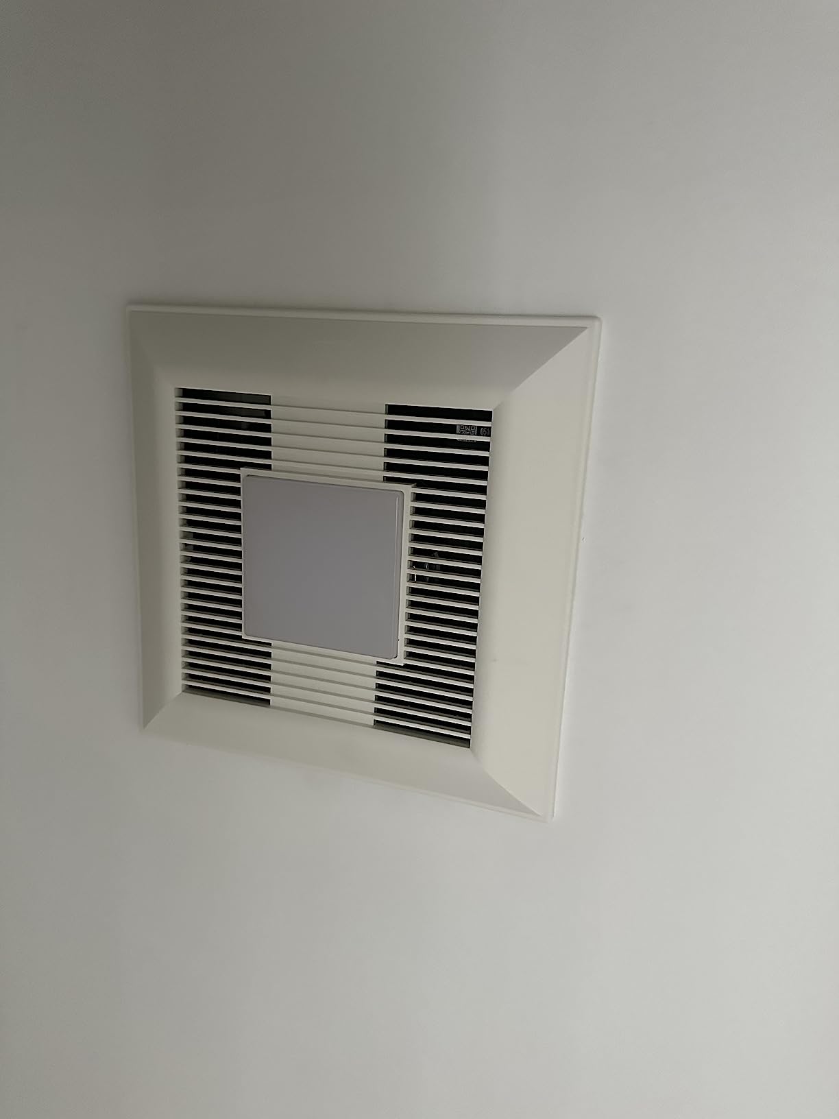Panasonic WhisperValue Ceiling/Wall Mount Bathroom Exhaust Fan with Dimmable LED Light, 50-80-100 CFM, FV-0510VSL1 customer photo 2