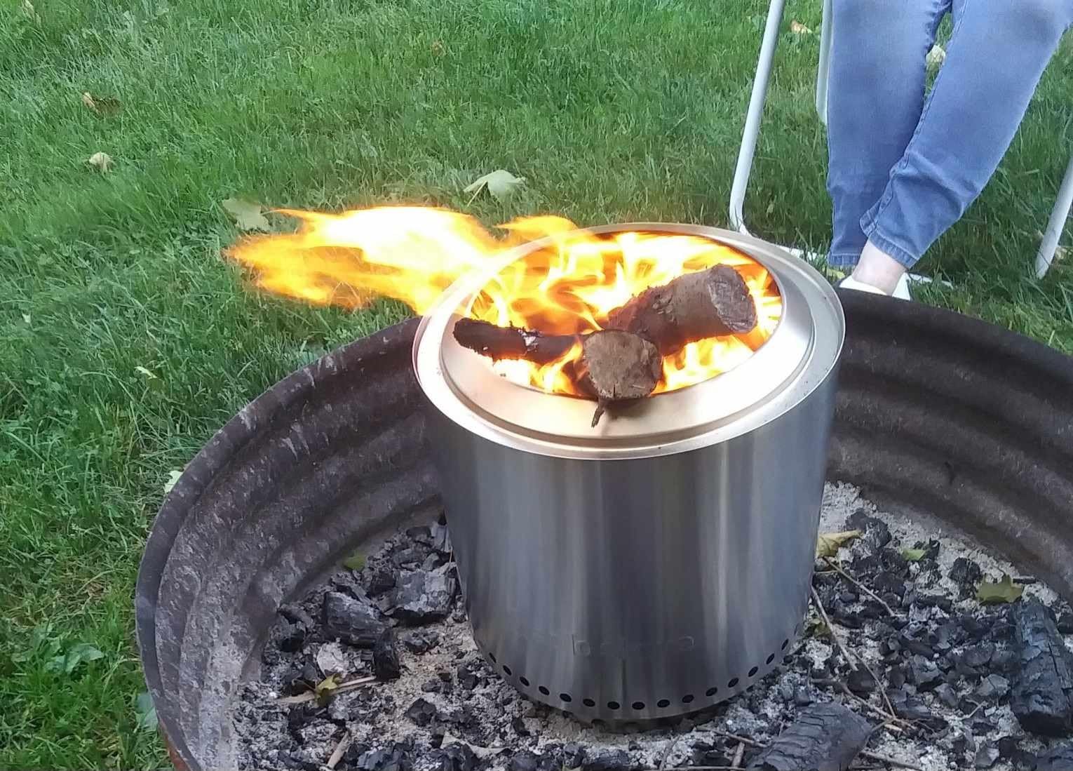 Solo Stove Ranger 2.0, 15 Inch Smokeless Fire Pit - Portable Stainless Steel Outdoor Fireplace with Carry Case - Lightweight Fireplace, Removable Ash Pan, Ideal for 2-4 People, 15lbs customer photo 1
