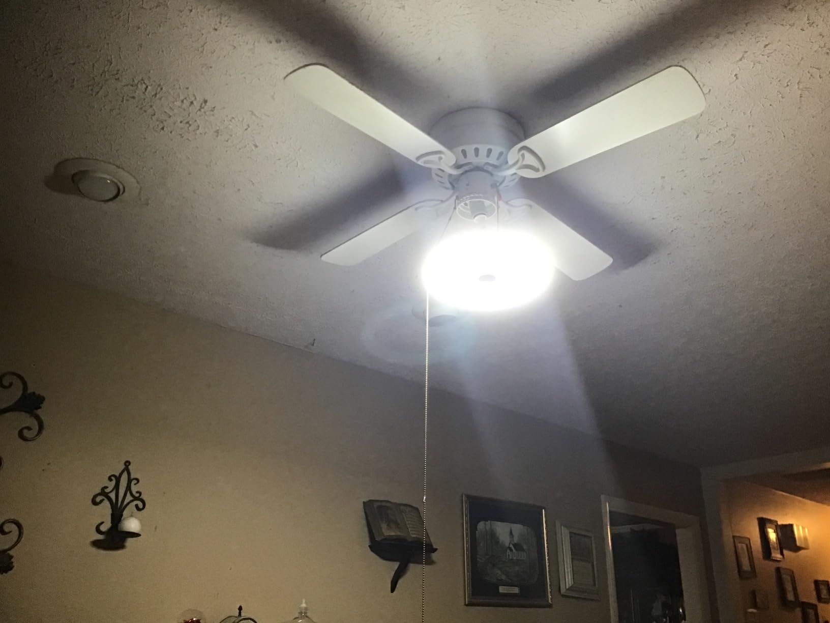 Ceiling Fans with Lights, Socket Fan Light with Remote Control, Dimmable Brightness 3000K-6500K Memory, Socket Modern Flush Mount Low Profile Ceiling Fan for Bedroom, Small Living Room, Kitchen Black customer photo 2