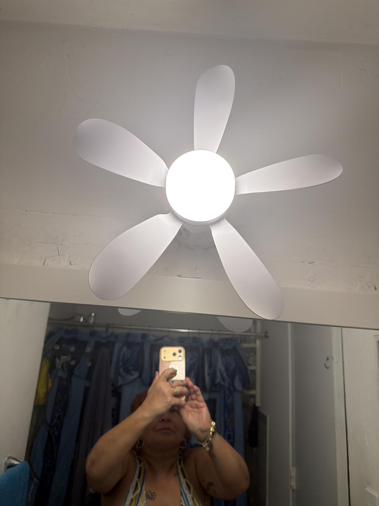Socket Fan Light with Remote Control, Portable Small Ceiling Fan with Lights for Bedroom, Kitchen, Living Room, with Dimming Function, 1000 Lumens, Screws into E26/E27, 16.54 Inches Diameter customer photo 1