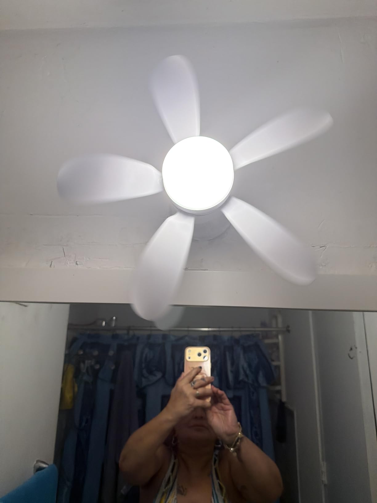 Socket Fan Light with Remote Control, Portable Small Ceiling Fan with Lights for Bedroom, Kitchen, Living Room, with Dimming Function, 1000 Lumens, Screws into E26/E27, 16.54 Inches Diameter customer photo 2
