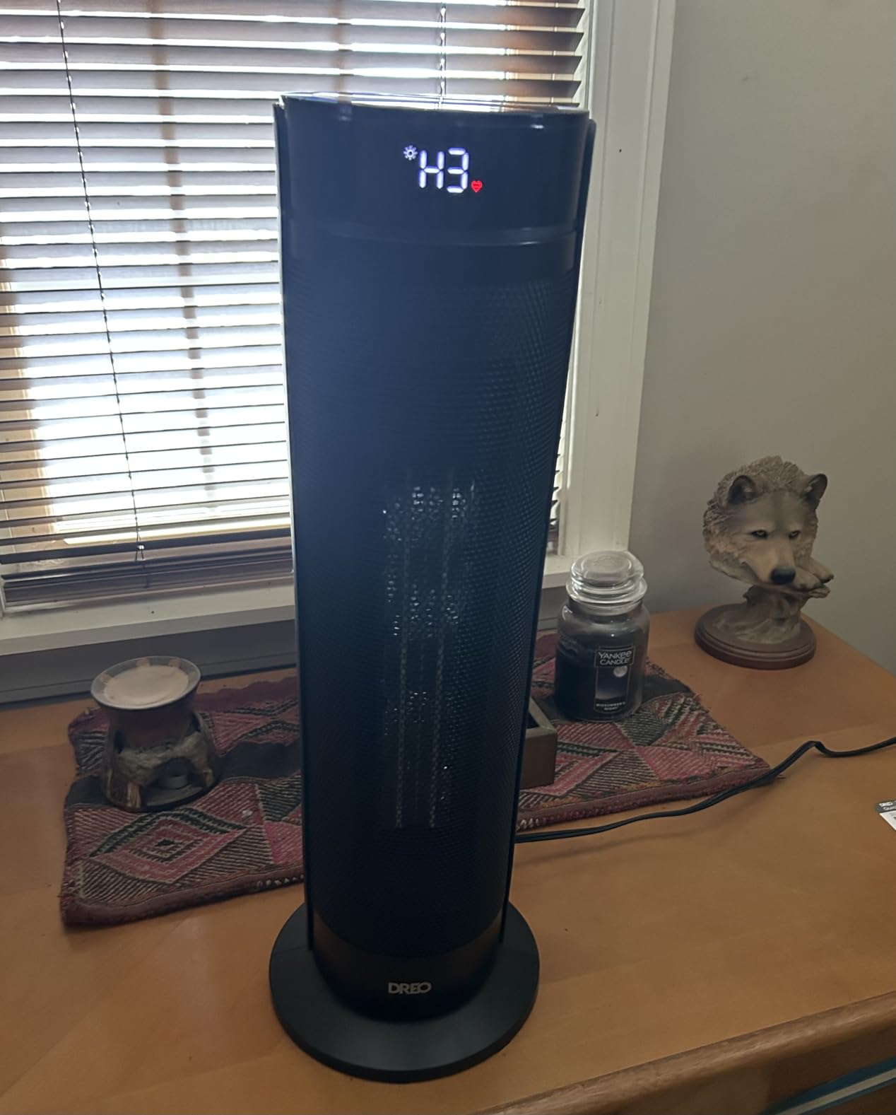 DREO Space Heater for Large Room, 23 Inch Electric Heaters for Indoor Use, 8 Safe Protection Tower, 70deg Oscillation, PTC Ceramic with Thermostat and Remote, Quiet, 12H Timer, Bedroom, Office customer photo 1