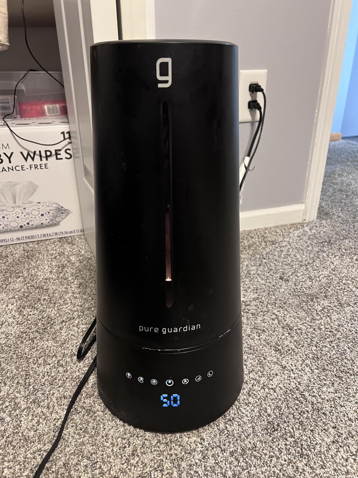 PureGuardian 1.5 Gal Ultrasonic Warm & Cool Mist Humidifier with UV-C Light, IntelliSense Humidistat, 90-Hr Runtime, for Large Rooms up to 540 Sq. Ft., Black, H5665B customer photo 1