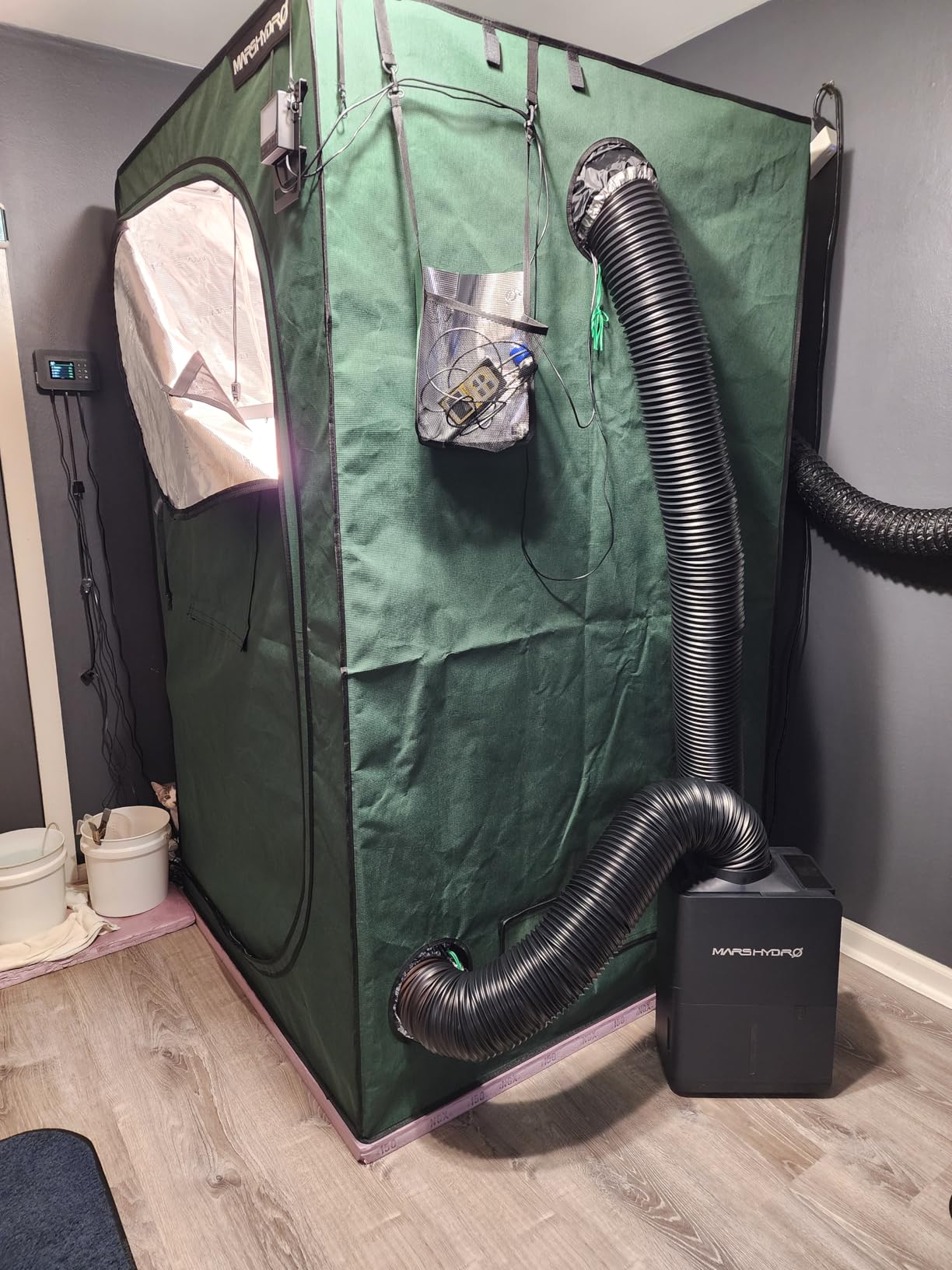 MARS HYDRO 18L/Day (38Pint) Compressor Dehumidifier, with Digital Humidity Control Display, Air Duct, Drain Hose & Washable Filter, Powerful Dehumidification for Grow Tent and Home customer photo 1