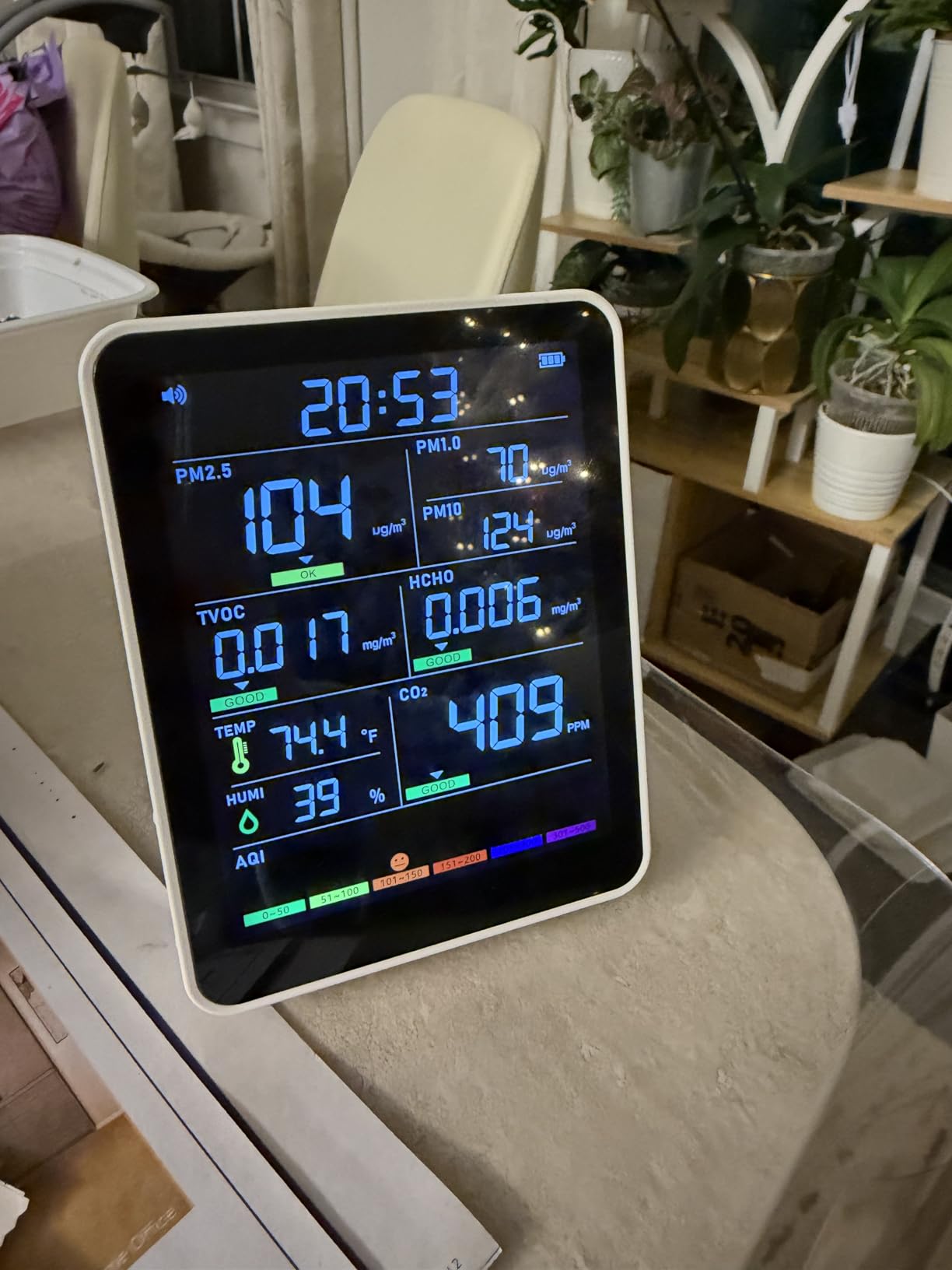 Professional Indoor Air Quality Monitor with AQI Alerts, Portable Real-Time Detector for Home, Car, Plants & Pet customer photo 2