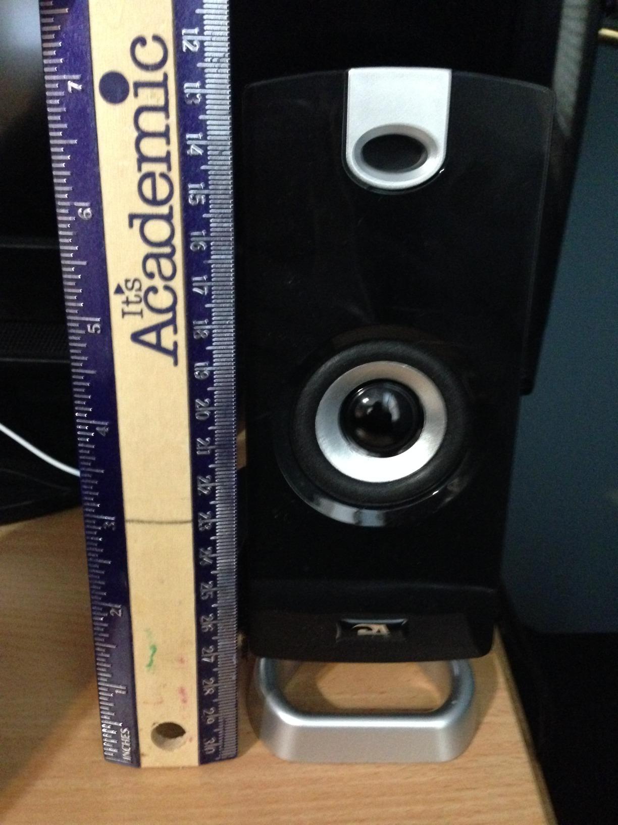 Cyber Acoustics CA-3090 2.1 Speaker System with Subwoofer with 18W of Power - Easy Setup and Convenient Controls, Great for Music, Movies, and Gaming customer photo 2