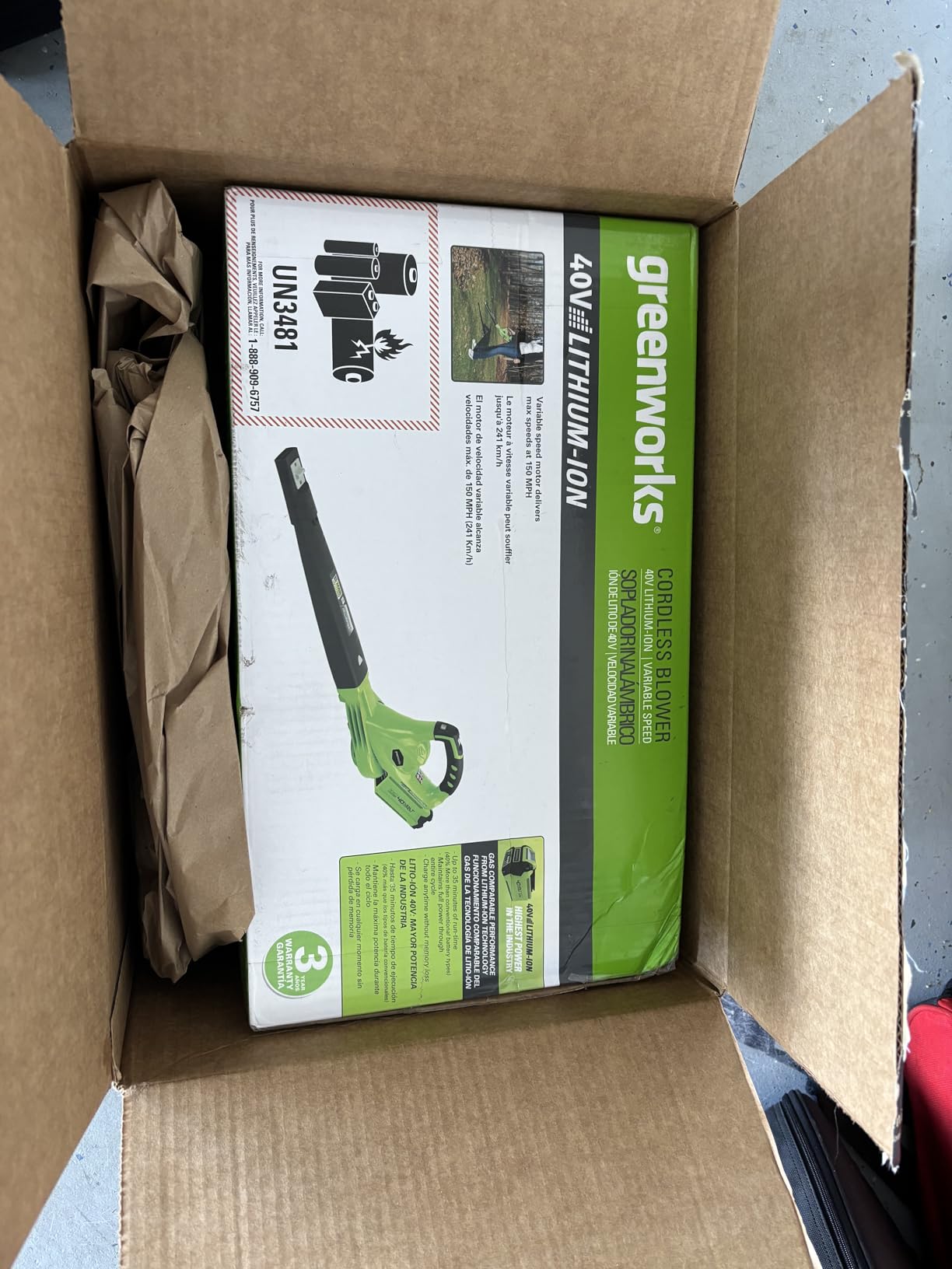 Greenworks 40V Cordless Leaf Blower/Sweeper, 150 MPH / 135 CFM, Includes 2.0Ah Battery and Charger customer photo 1