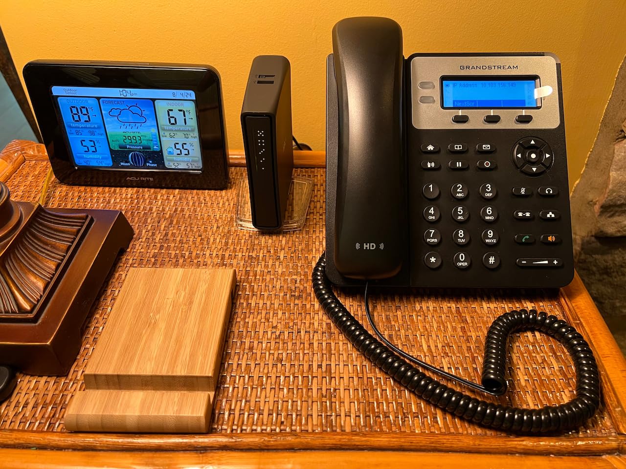 Grandstream GXP1625 IP Phone, 2 Lines, 2 SIP Accounts, 2.9-Inch LCD Display, Dual-Port 10/100 Ethernet with Integrated PoE customer photo 1