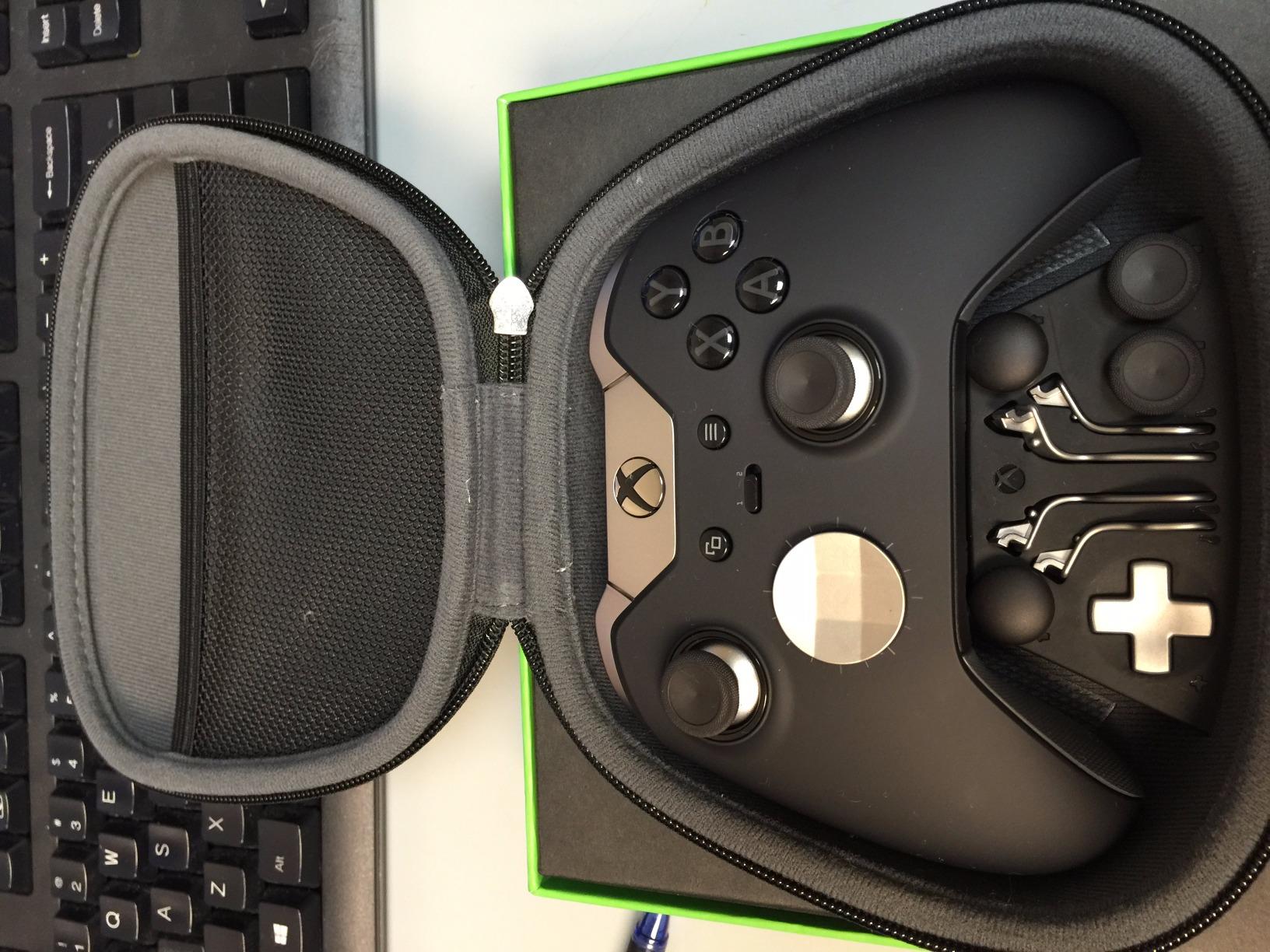 Xbox Elite Wireless Controller customer photo 1