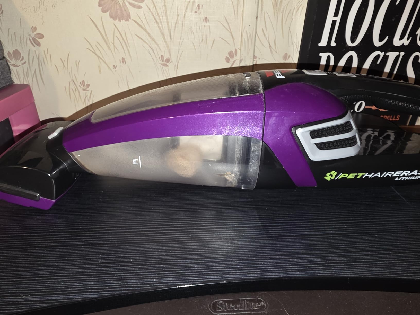 Bissell Pet Hair Eraser Cordless Hand Vacuum, Lithium Ion, 2390A customer photo 1