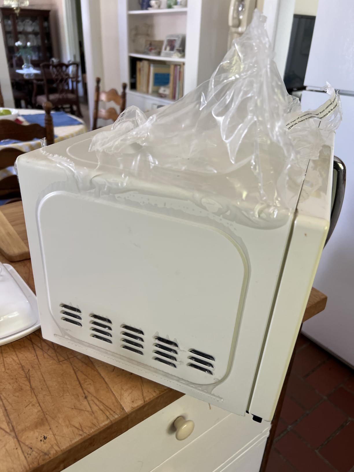 COMFEE' EM720CPL-PMB Countertop Microwave Oven with Sound On/Off, ECO Mode, 0.7 Cu Ft, 700W customer photo 1