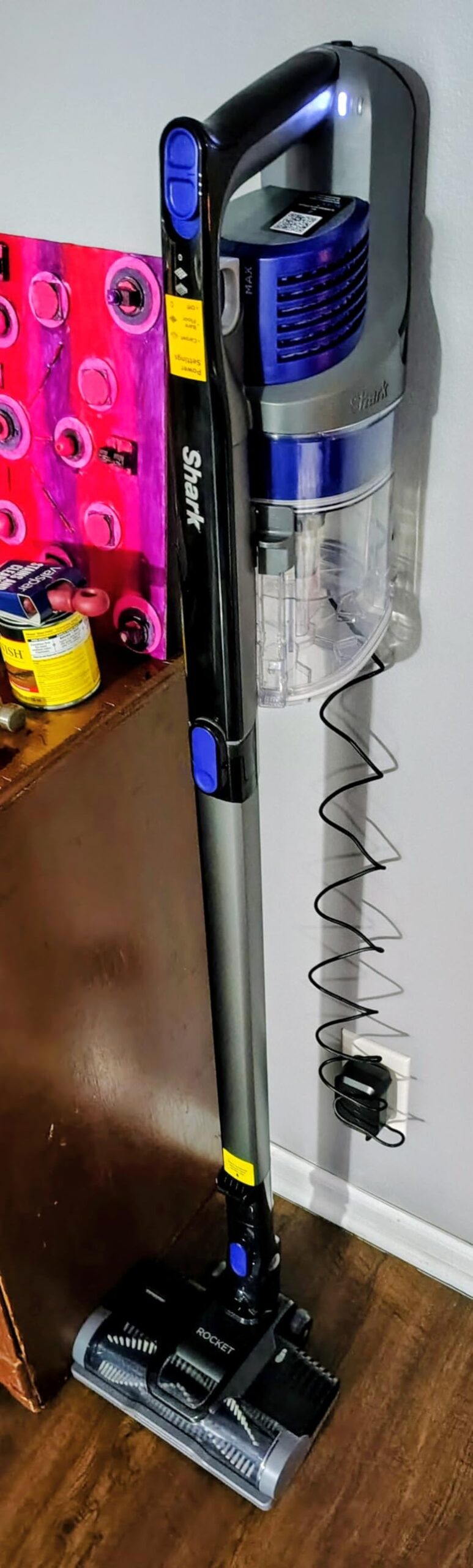 Shark Pet Cordless Stick Vacuum | HyperVelocity Suction, XL Dust Cup, LED Headlights | Removable Handheld with Crevice & Pet Multi-Tool | 40-Min Runtime | Lightweight, Portable | Grey | IX141 customer photo 2