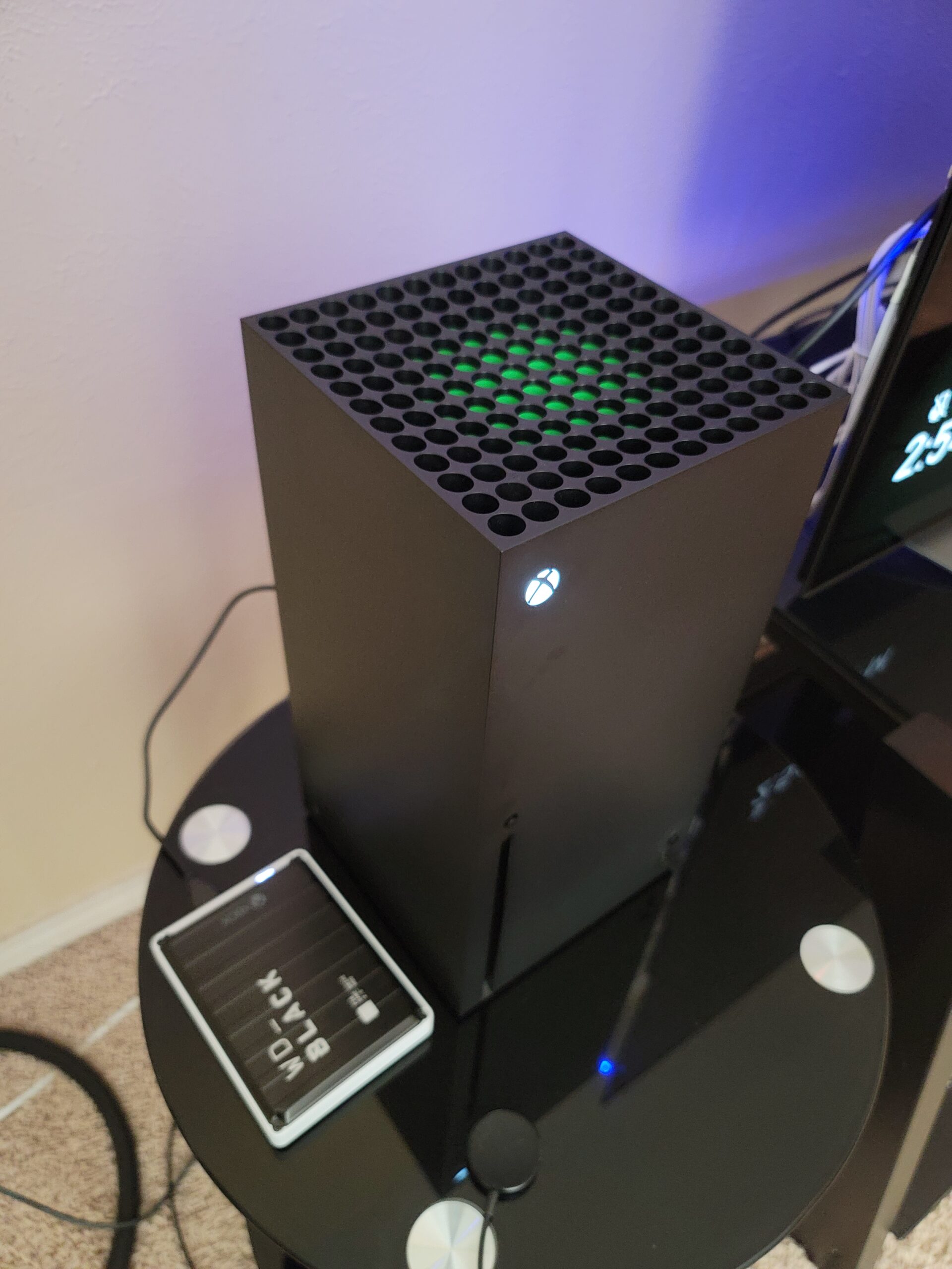WD_BLACK 5TB P10 Game Drive for Xbox - Portable External Hard Drive HDD for On-The-Go Access To Your Xbox Game Library (WDBA5G0050BBK-WESN) customer photo 1