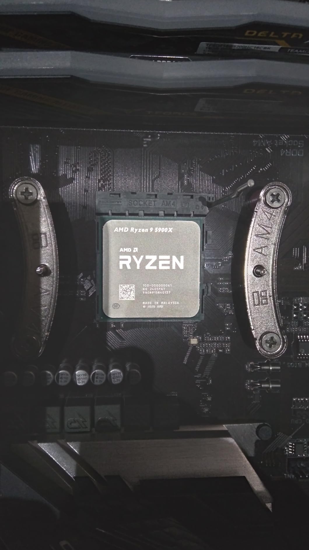 AMD Ryzen 9 5900X 12-Core Desktop Processor customer photo 2