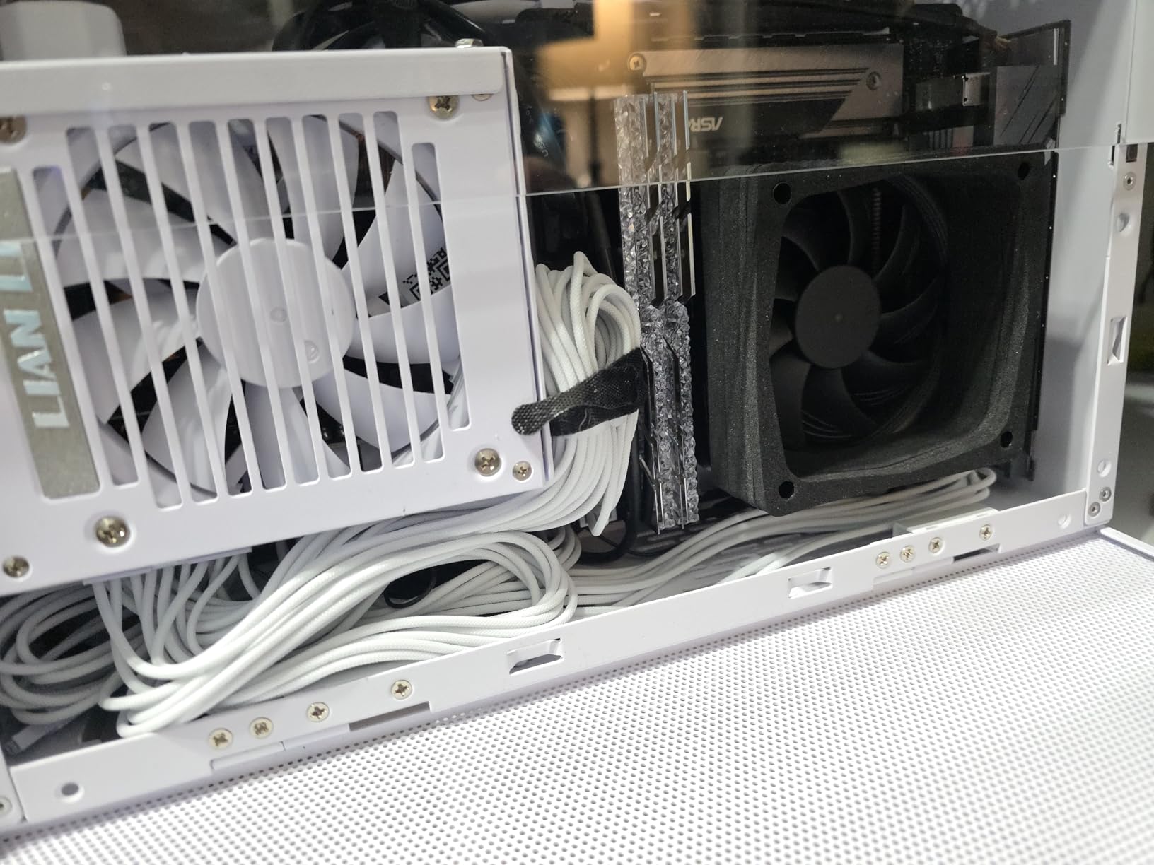 Noctua NH-L9a-AM4 chromax.Black, Low-Profile CPU Cooler for AMD AM4 (Black) customer photo 1