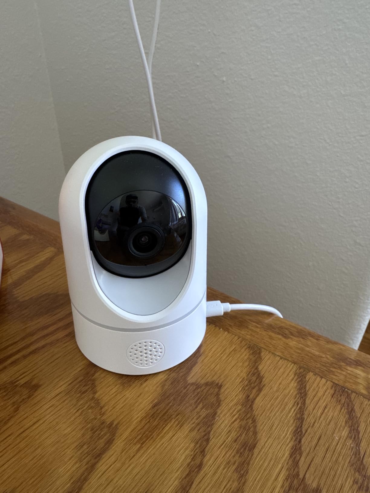 eufy Security Indoor Cam E220, Camera for home Security, Pan & Tilt, Dog/Pet Camera, 2K Wi-Fi Plug-in, Motion Tracking & Alerts, Night Vision, HomeBase 3/Mini/Prof S1 Compatible, Voice Assistant Support customer photo 1