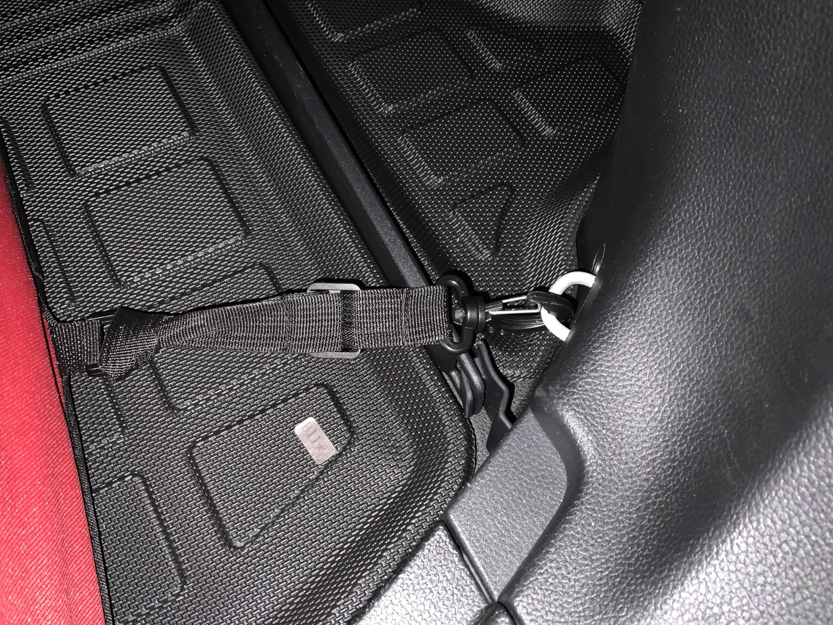 Simniam Large Trunk Organizer for Car, Foldable Multi Compartment Car Trunk Organizer with 2 Retractable Straps, Suitable for All Kinds of Cars, SUV, Minivan - 4 Compartments Red customer photo 2