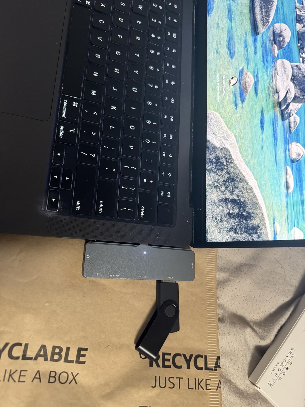 iPad Pro USB C Hub, 7-in-1 Adapter for iPad Pro M4 M2 M1 13 12.9 11 inch iPad Air 5 4 Docking Station with 4K HDMI, USB-C PD, SD/TF Card Reader, USB 3.0 customer photo 1