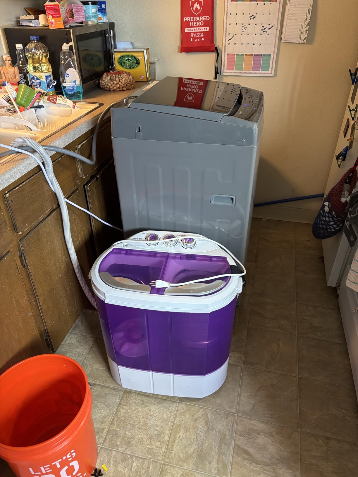 COMFEE' Portable Washing Machine, 0.9 cu.ft Compact Washer With LED Display, 5 Wash Cycles, 2 Built-in Rollers, Space Saving Full-Automatic Washer customer photo 1