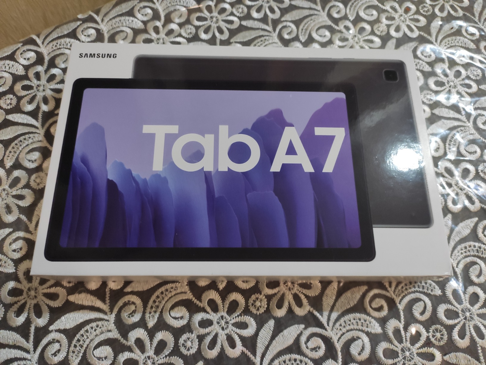 Galaxy Tab A7 10.4 Wi-Fi 64GB Gray (SM-T500NZAEXAR) customer photo 1