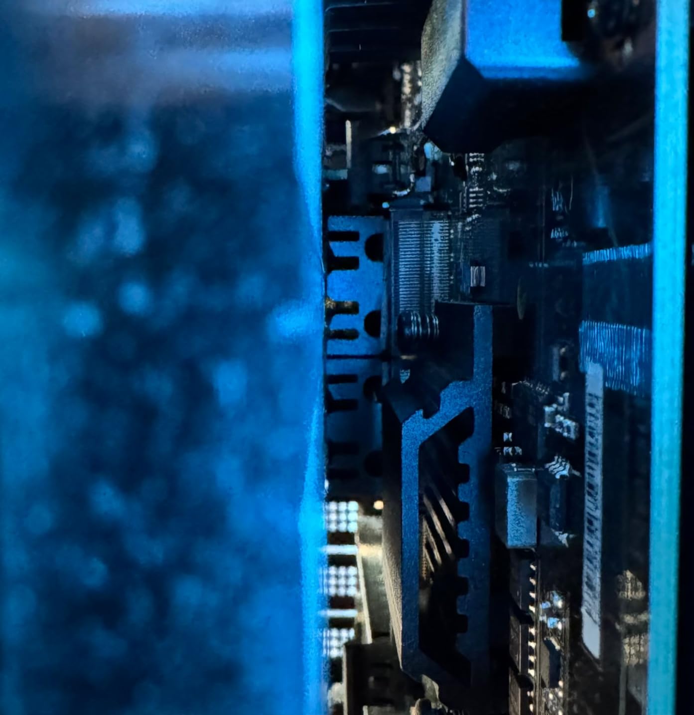 be quiet! MC1 Pro M.2 SSD Cooler, Heatpipe Heatsink for 2280 NVMe, Dual-Sided Compatible, Black Aluminum for Maximum Cooling Performance, BZ003 customer photo 1