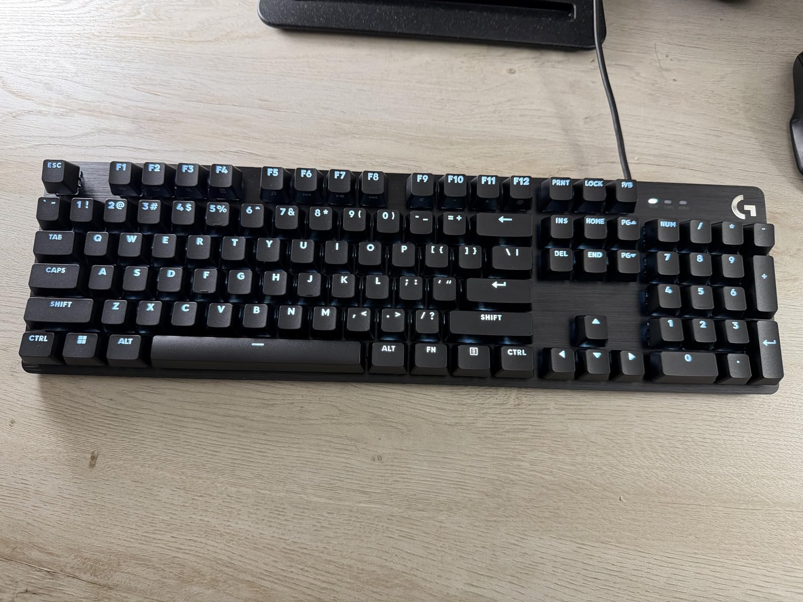 Logitech G413 SE Full-Size Mechanical Gaming Keyboard - Backlit Keyboard with Tactile Mechanical Switches, Anti-Ghosting, Black Aluminum customer photo 1
