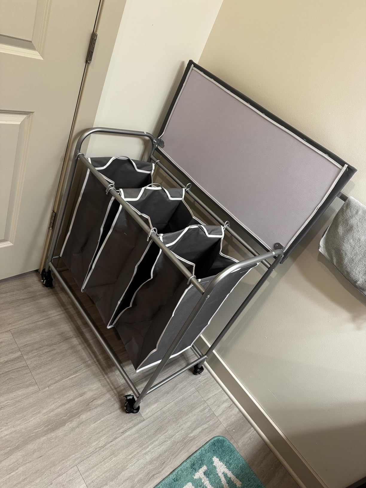 LINZINAR 3-Bag Laundry Basket, Black Laundry Hamper, 35.6 Gal(135 L) Laundry Sorter Cart Laundry Room Organization with Heavy Duty Rolling Lockable Wheels and Removable Bags customer photo 1