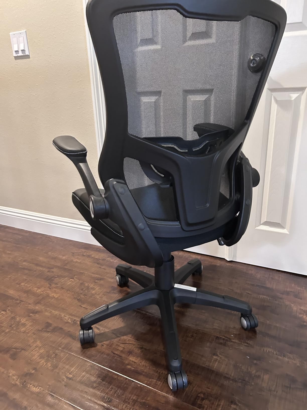 Office Chair Ergonomic Desk Chair, Computer PU Leather Home Office Chair, Swivel Mesh Back Adjustable Lumbar Support Flip-up Arms Executive Task Chair customer photo 2