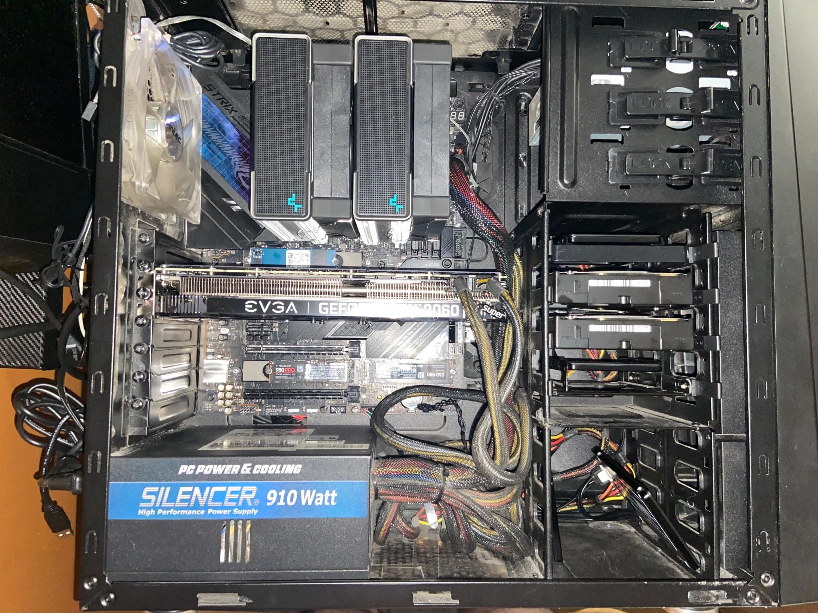 Intel Core i9-12900KF Gaming Desktop Processor 16 (8P+8E) Cores up to 5.2 GHz Unlocked LGA1700 600 Series Chipset 125W customer photo 1