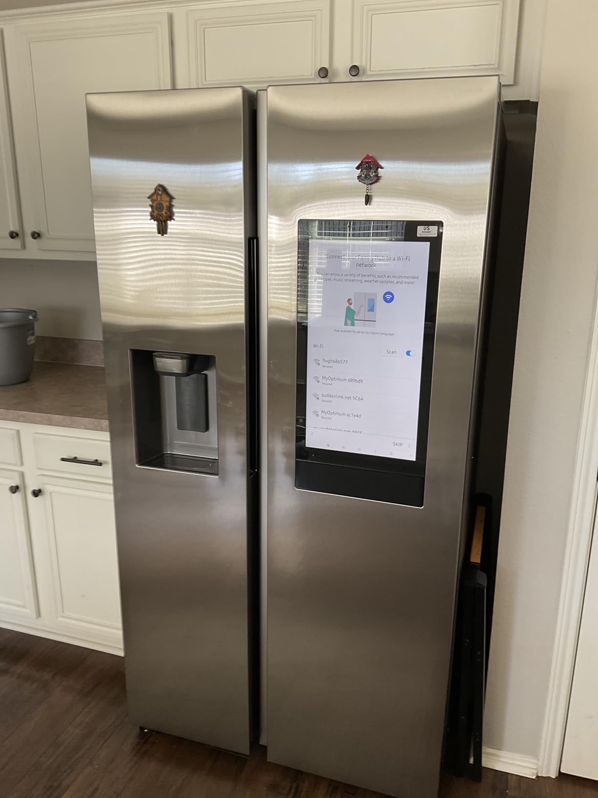 Samsung RS27T5561SR/AA 26.7 Cu. Ft. Large Capacity Side-By-Side Refrigerator with Family Hub, Stainless Steel customer photo 1