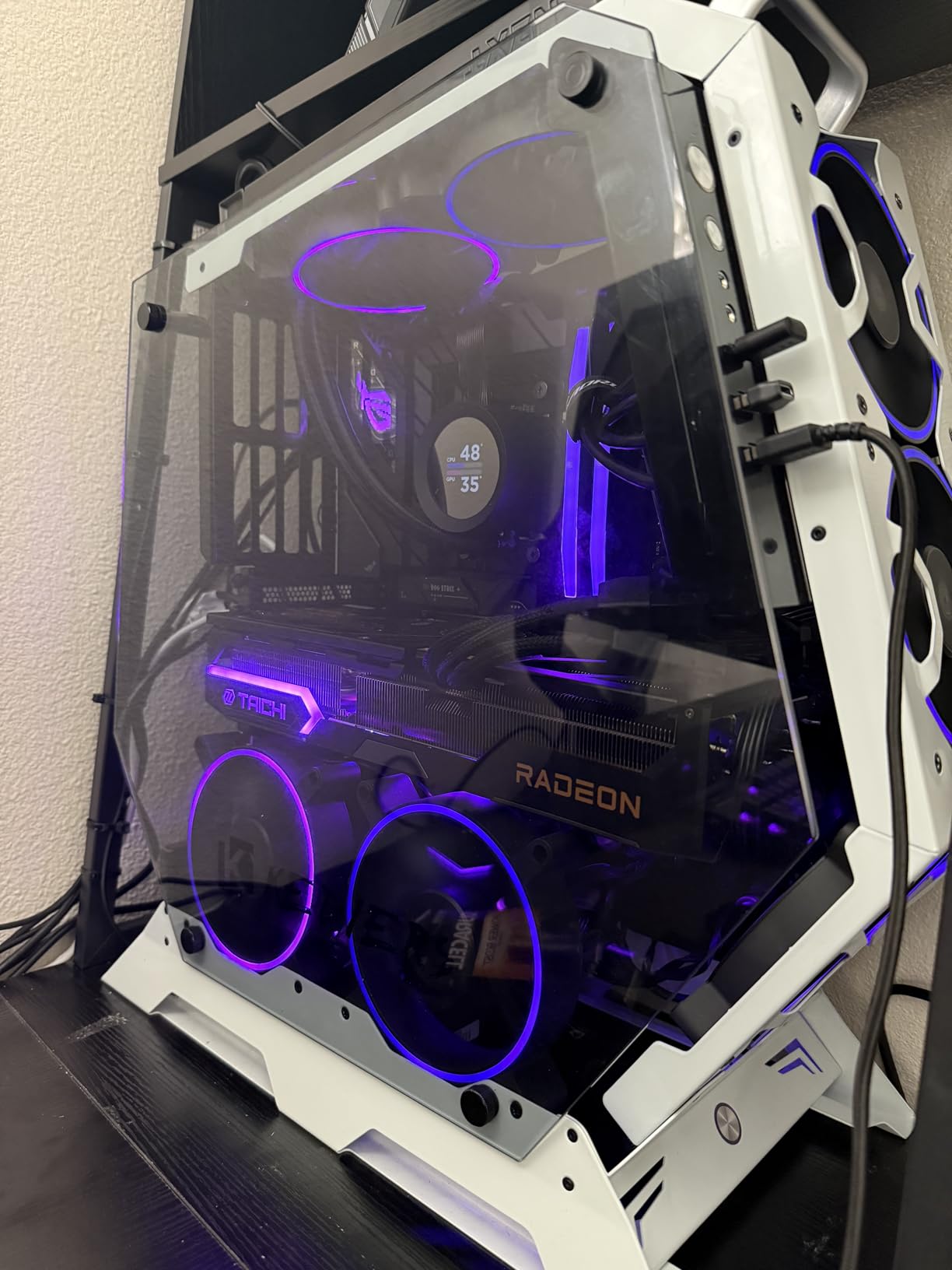 Razer Kunai Hydraulic 140MM aRGB PC Fan: Quiet, Powerful aRGB Fan - PWM Fan Controller Support & Connect Up to 8 Fans - Powered by Razer Chroma RGB - 1 Fan customer photo 1