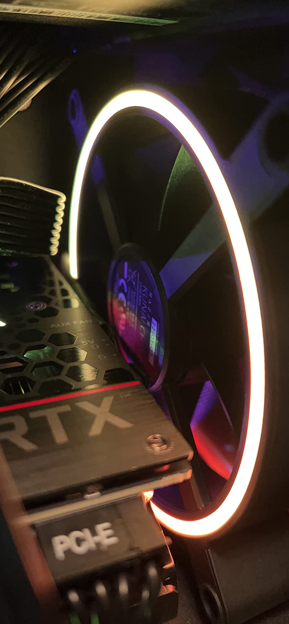 Razer Kunai Hydraulic 140MM aRGB PC Fan: Quiet, Powerful aRGB Fan - PWM Fan Controller Support & Connect Up to 8 Fans - Powered by Razer Chroma RGB - 1 Fan customer photo 2